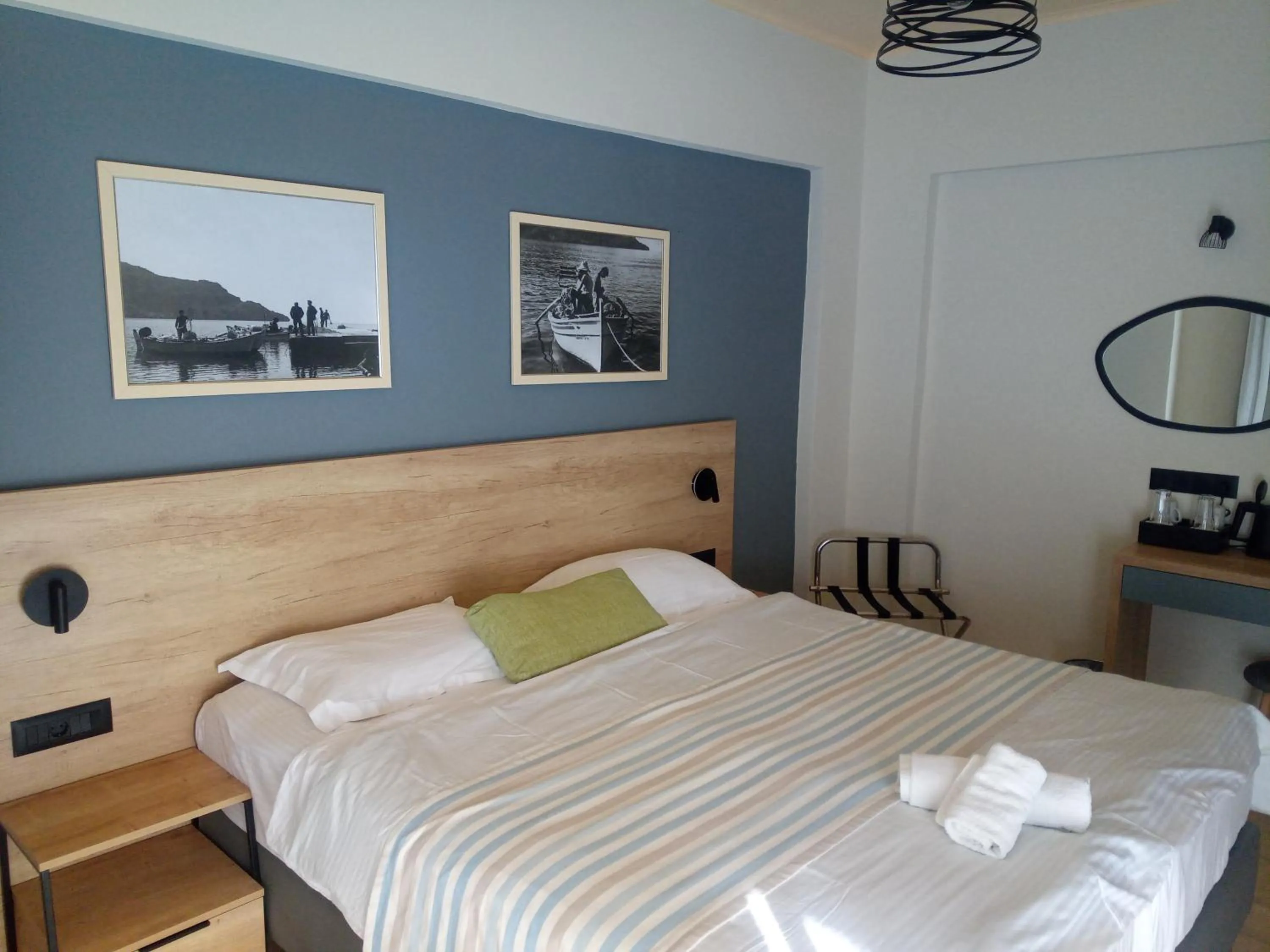 Bedroom, Bed in Horizon Beach Hotel