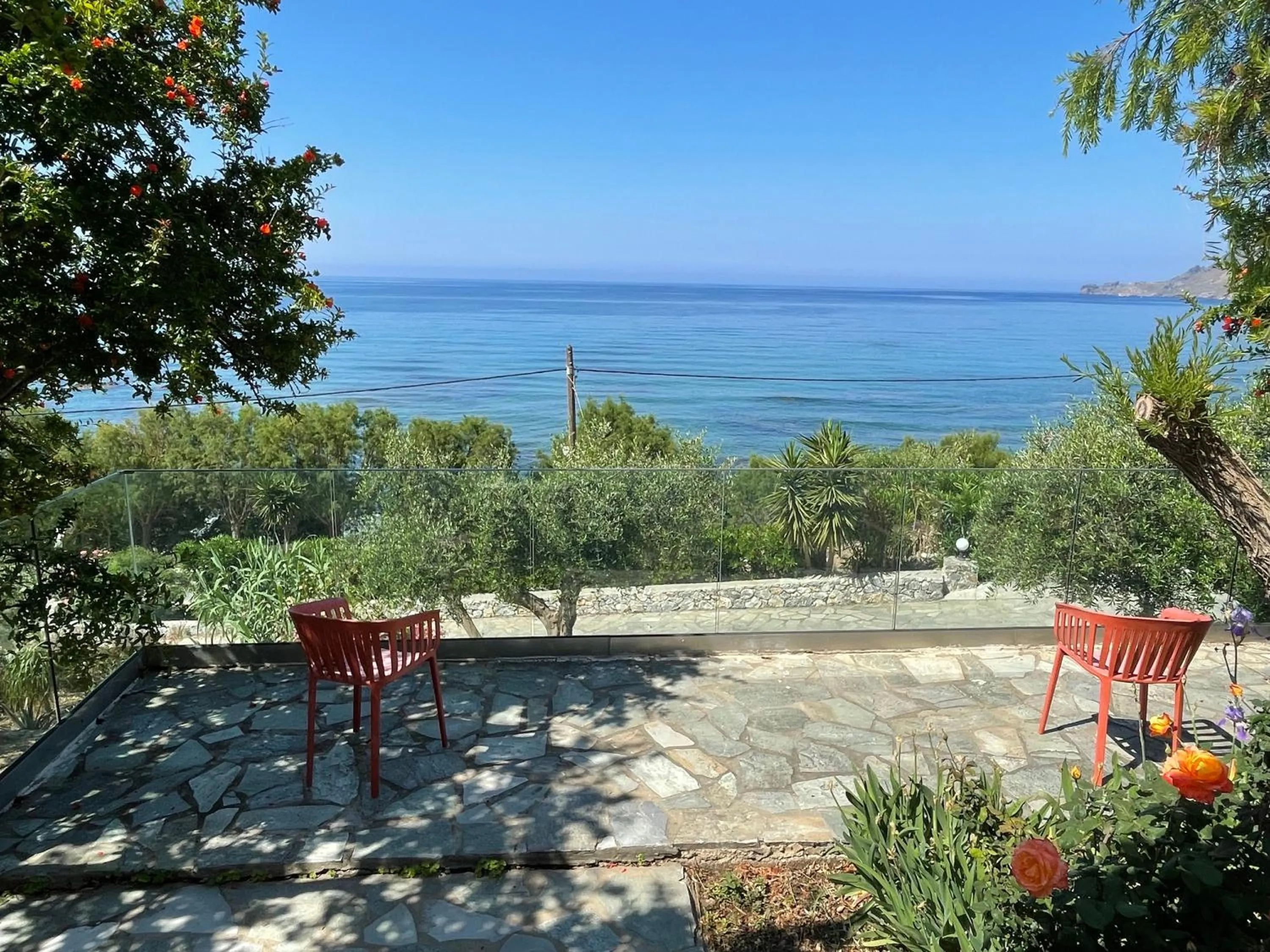 Balcony/Terrace in Horizon Beach Hotel