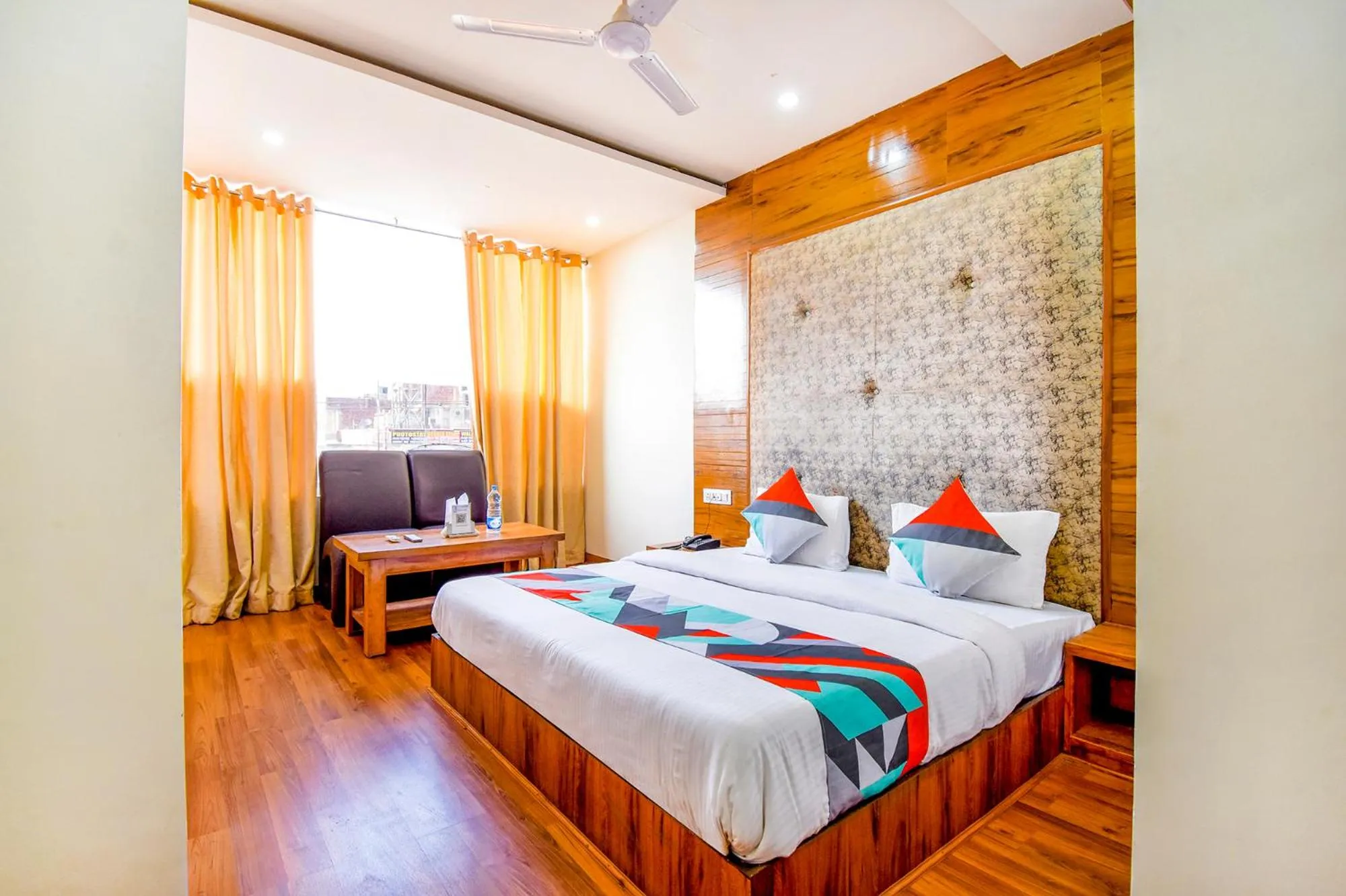 Bed in FabExpress Black Diamond