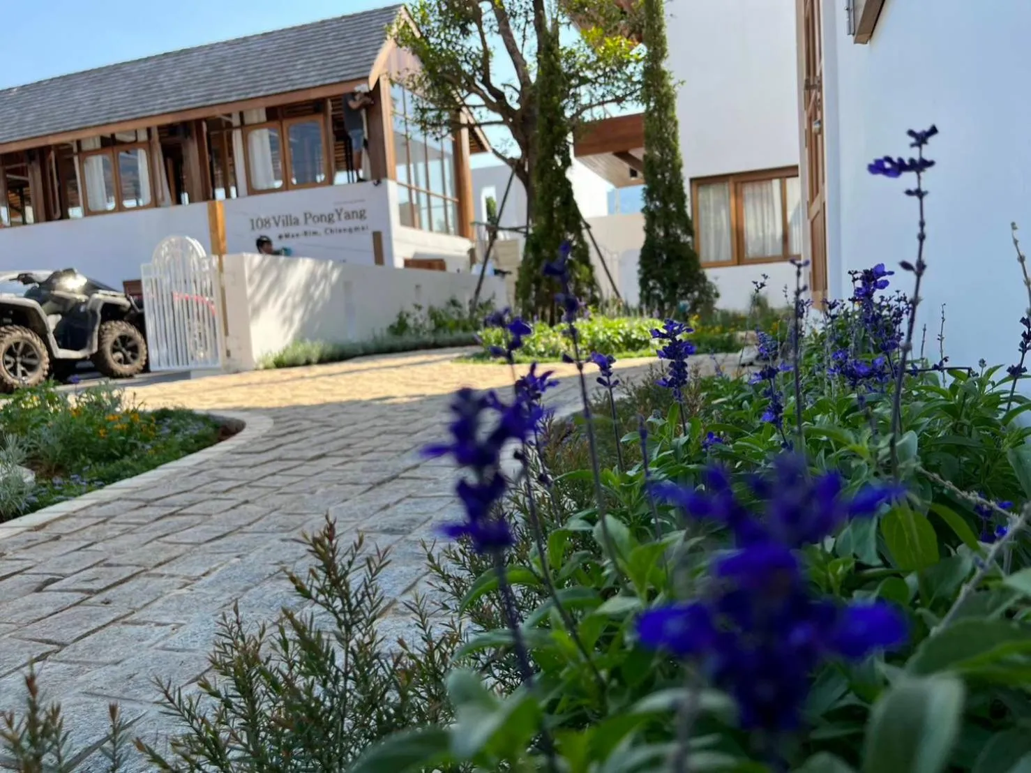 Garden in 108 Villa @ PongYang