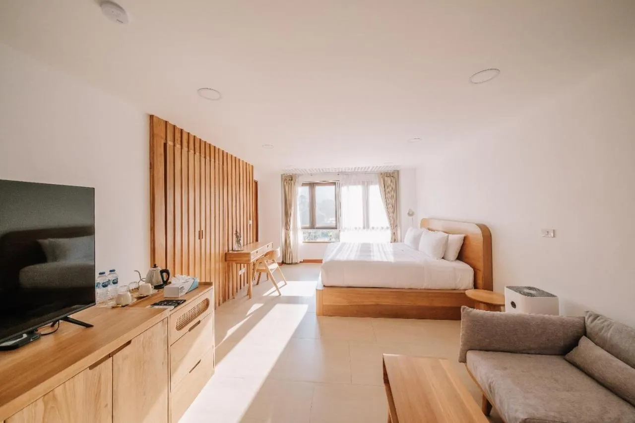 Bed in 108 Villa @ PongYang