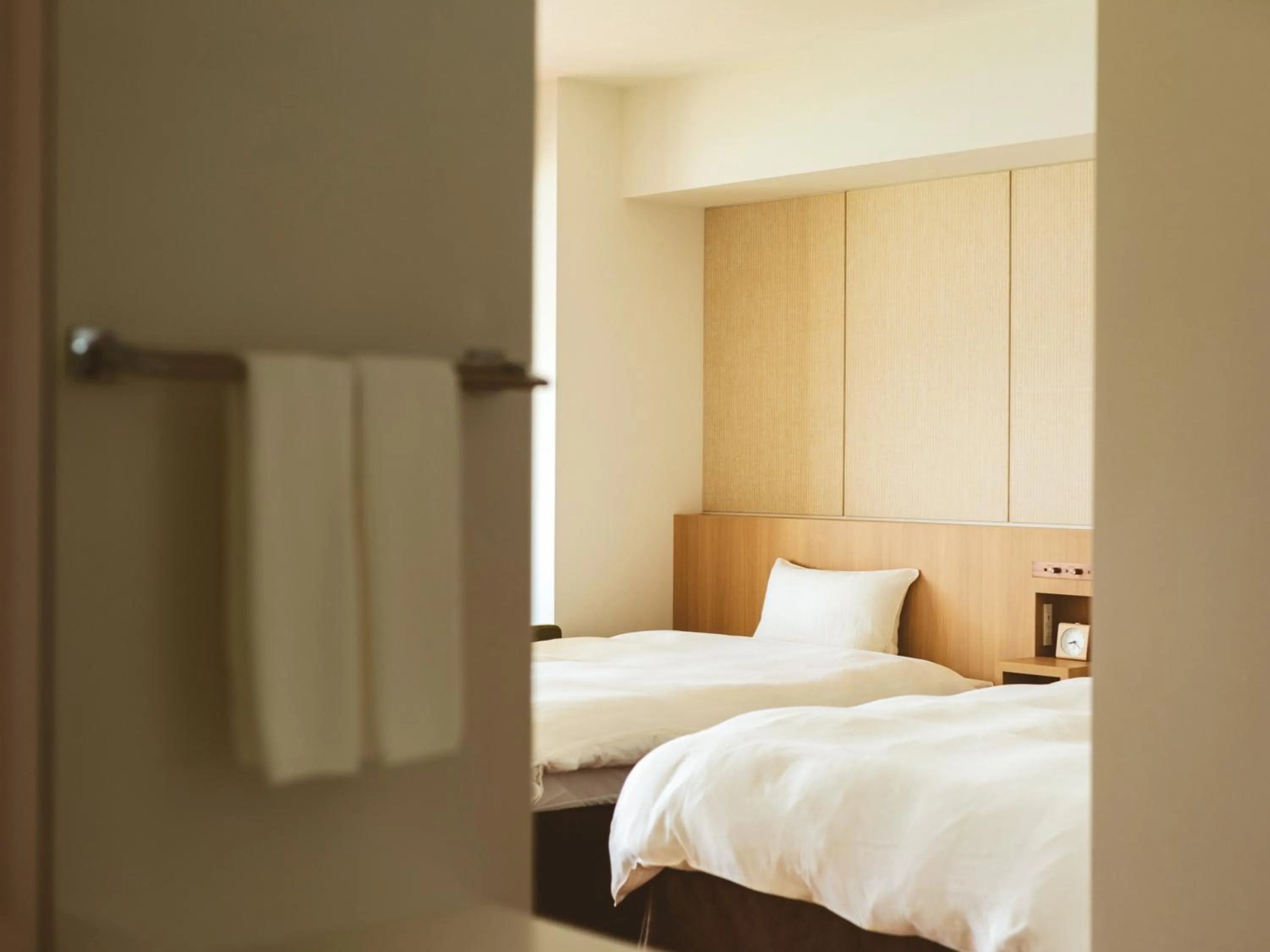 Toilet, Bed in Etajimasou Hotel & SPA Hiroshima