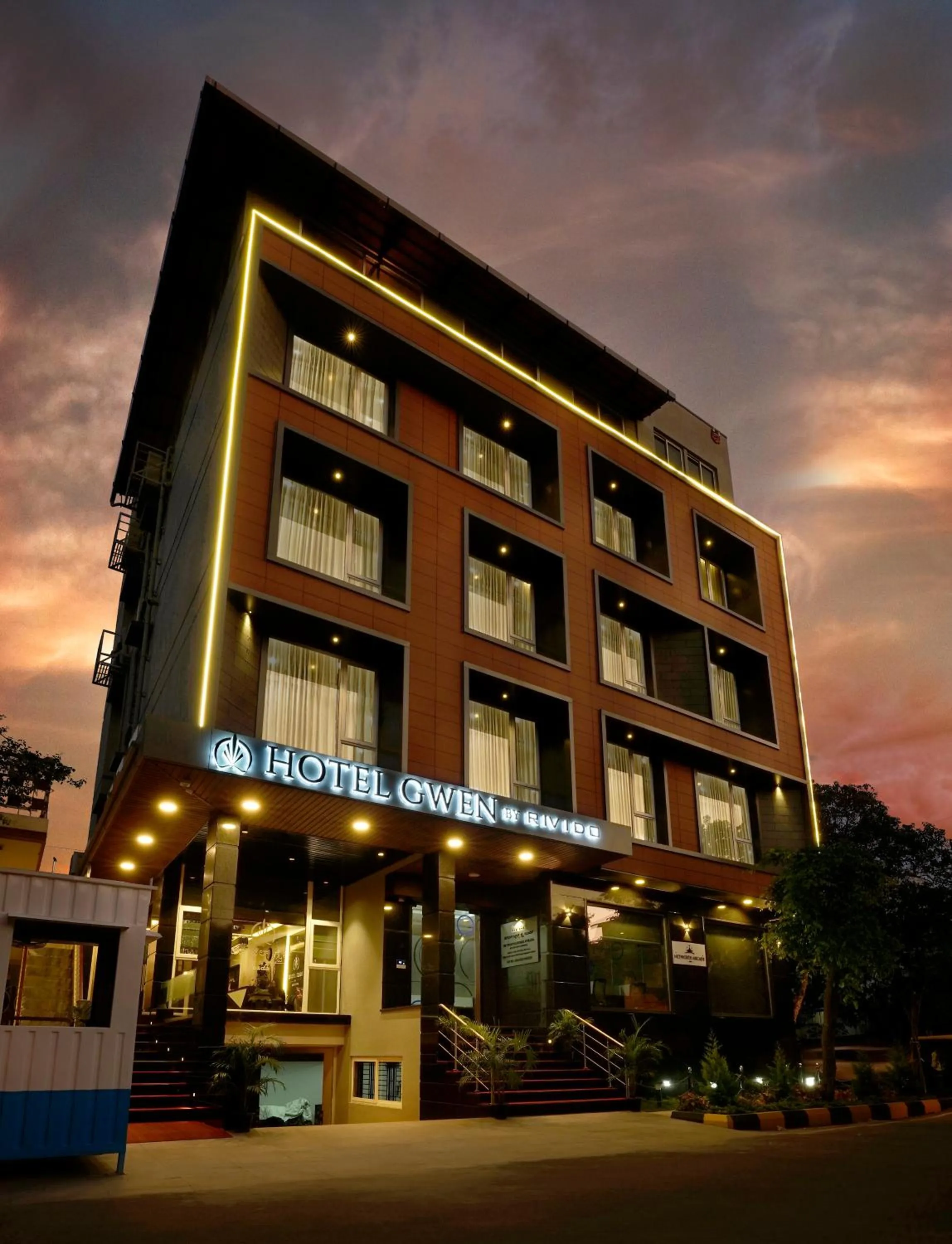 Night in Hotel Gwen By Rivido, Near IIM Bangalore Bannerghatta Road