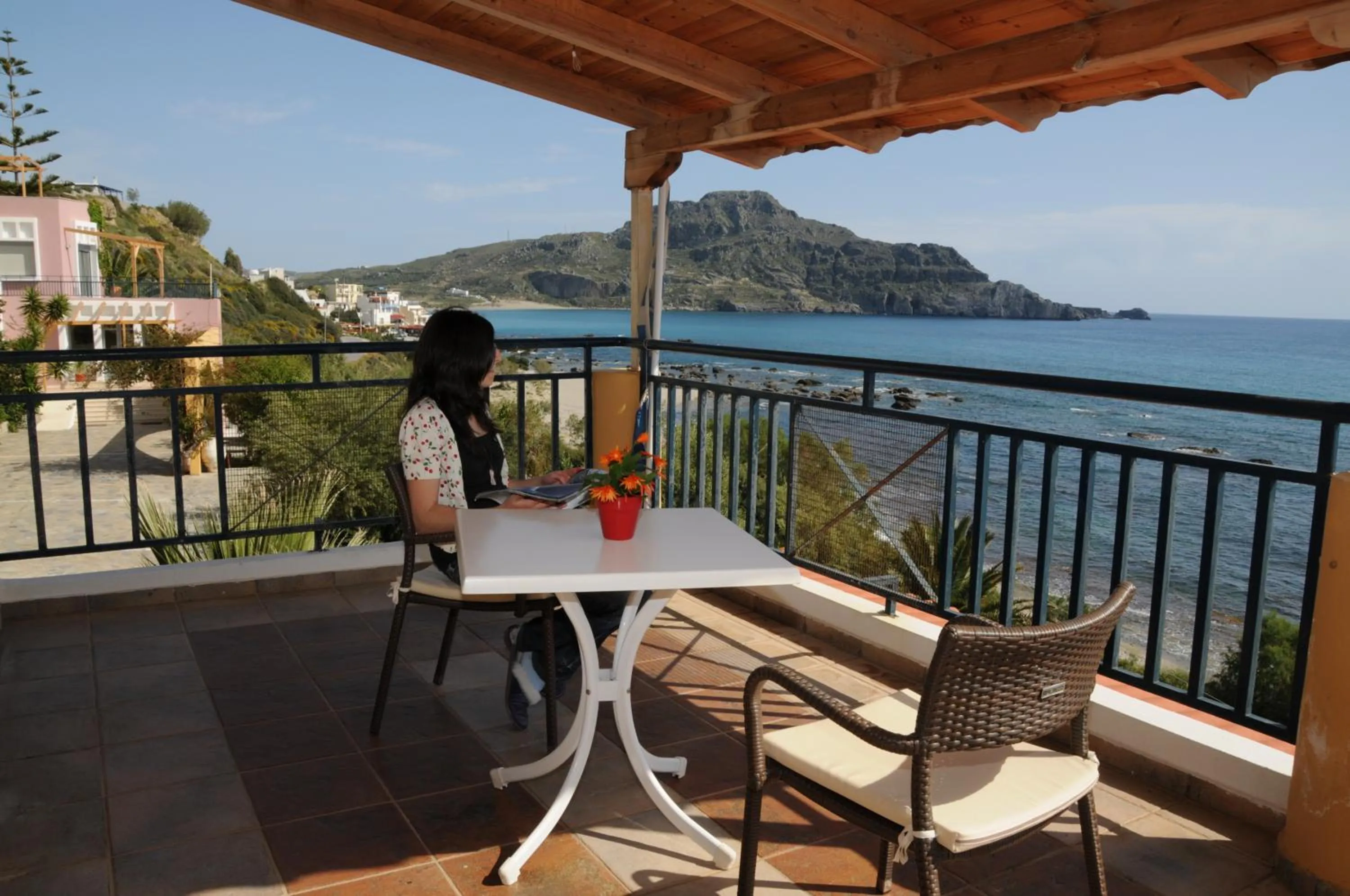 Day in Thalassa House Apartments