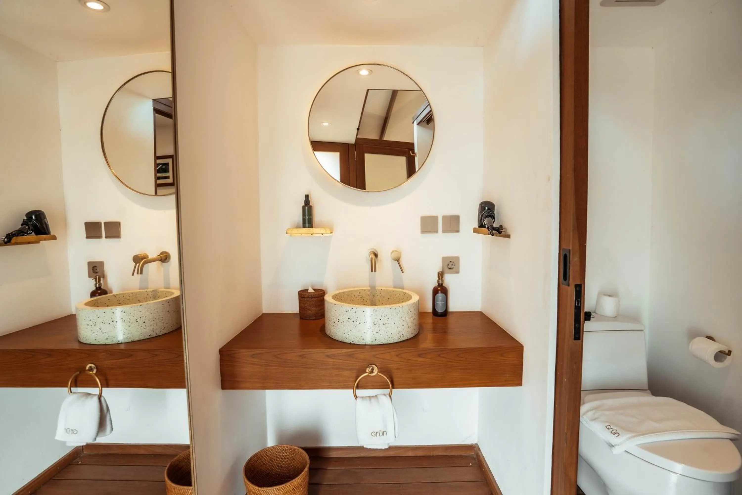 Bathroom in Grün Uluwatu