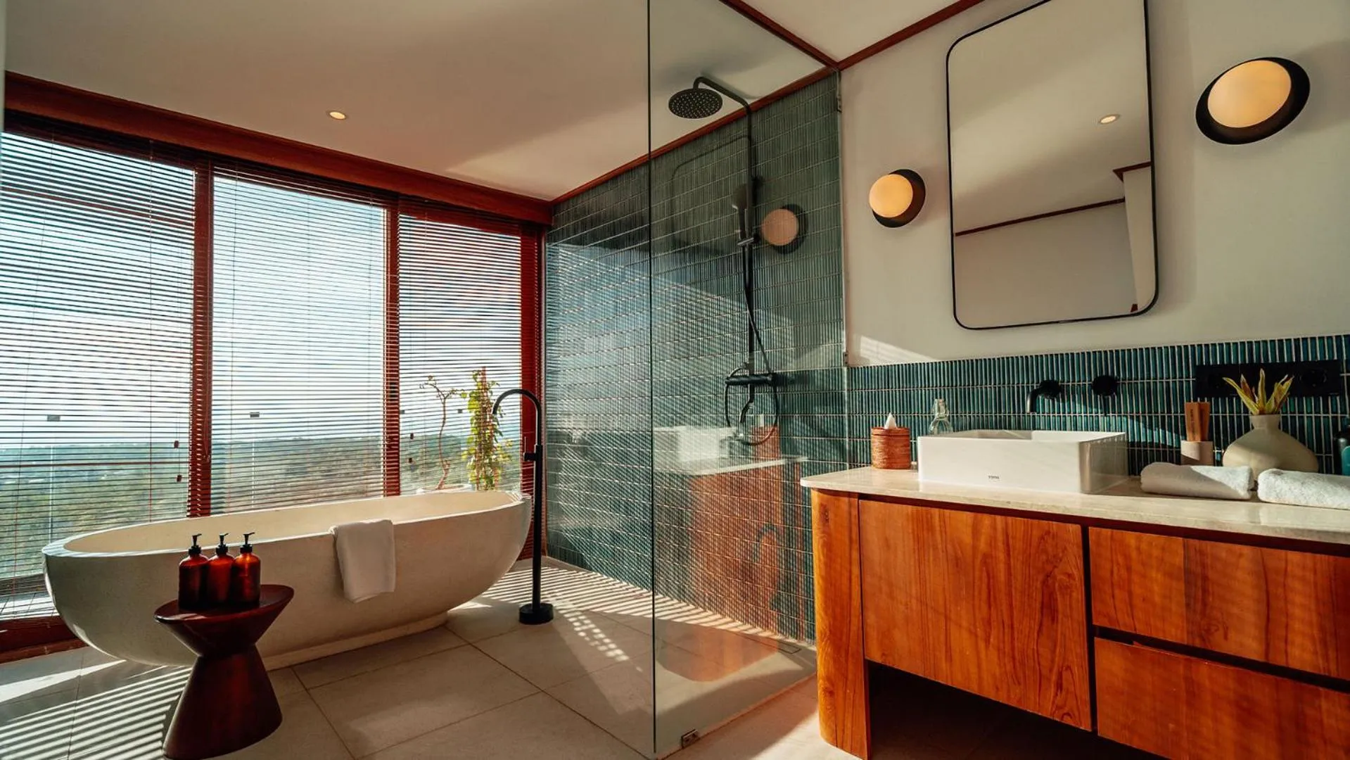 Bathroom in Grün Uluwatu