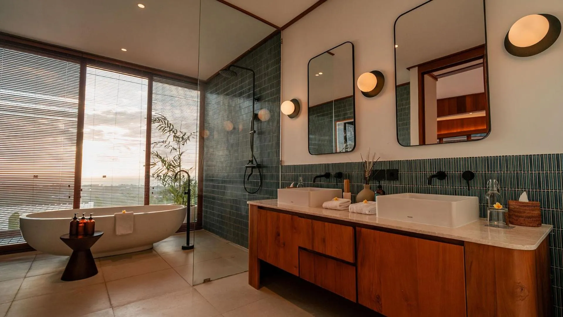 Bathroom in Grün Uluwatu