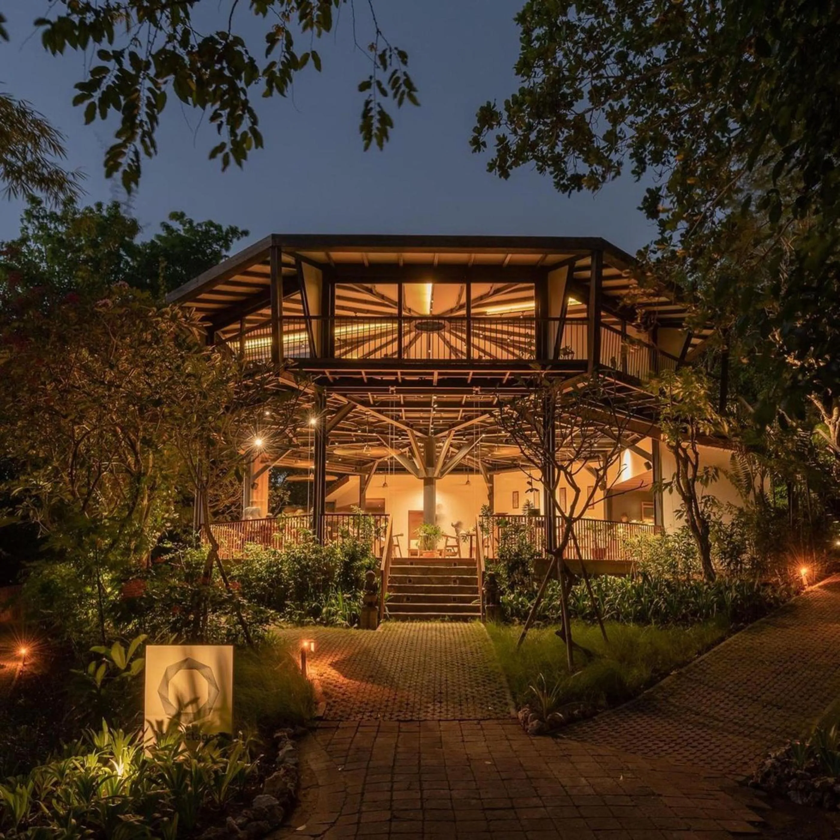 Restaurant/places to eat in Grün Uluwatu