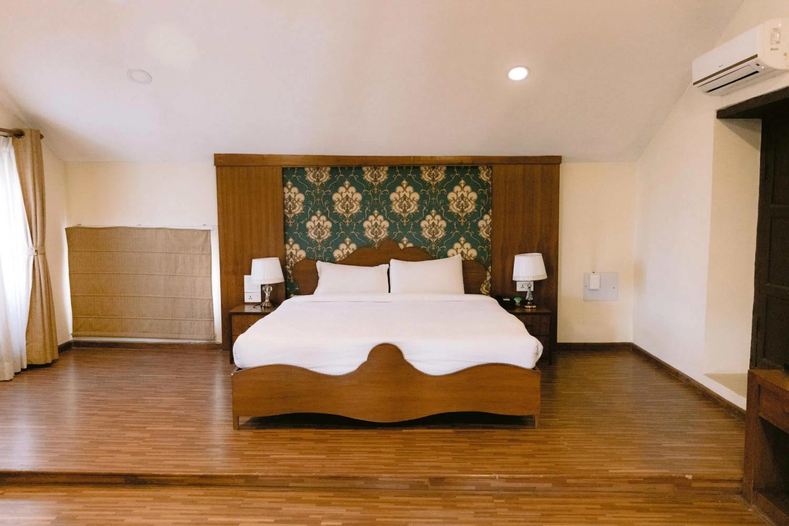 Bedroom, Bed in Aranya Boutique Hotel