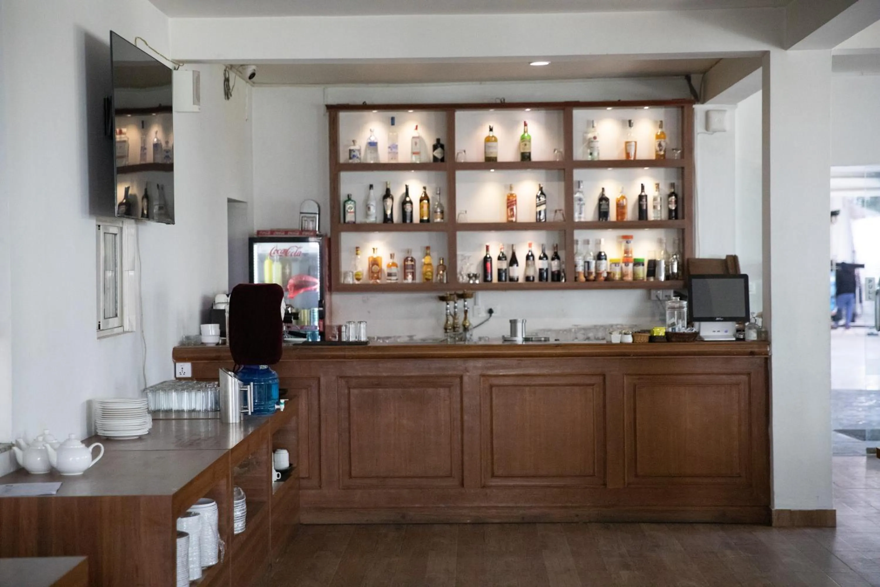 Restaurant/places to eat in Aranya Boutique Hotel