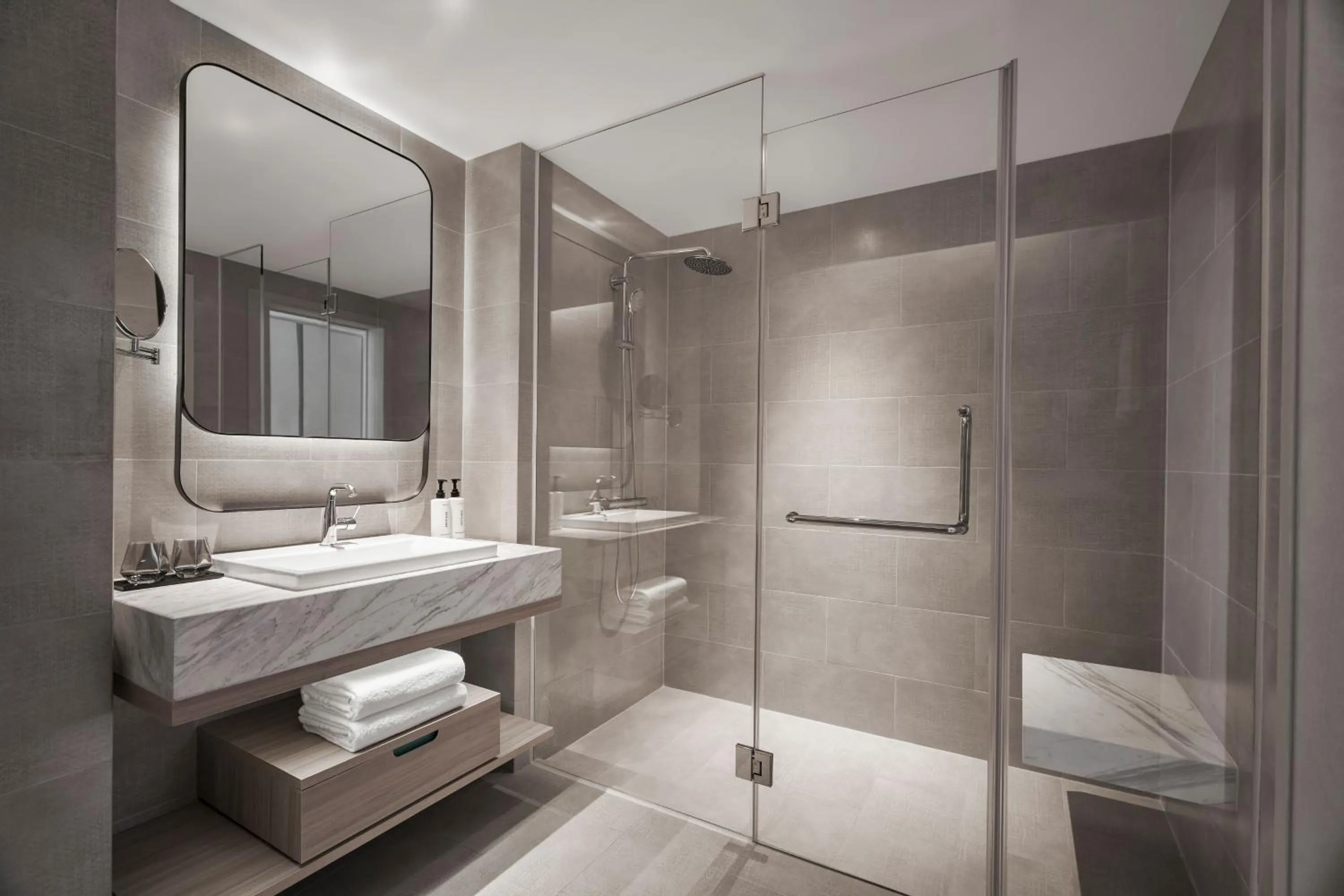 Toilet in voco Ma Belle Danang by IHG