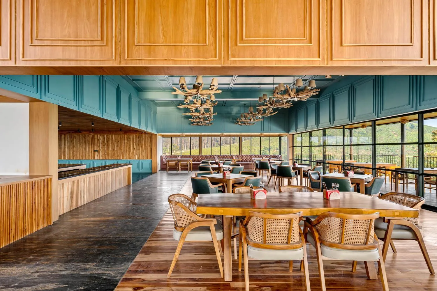 Restaurant/places to eat in WelcomHeritage Ayatana Ooty