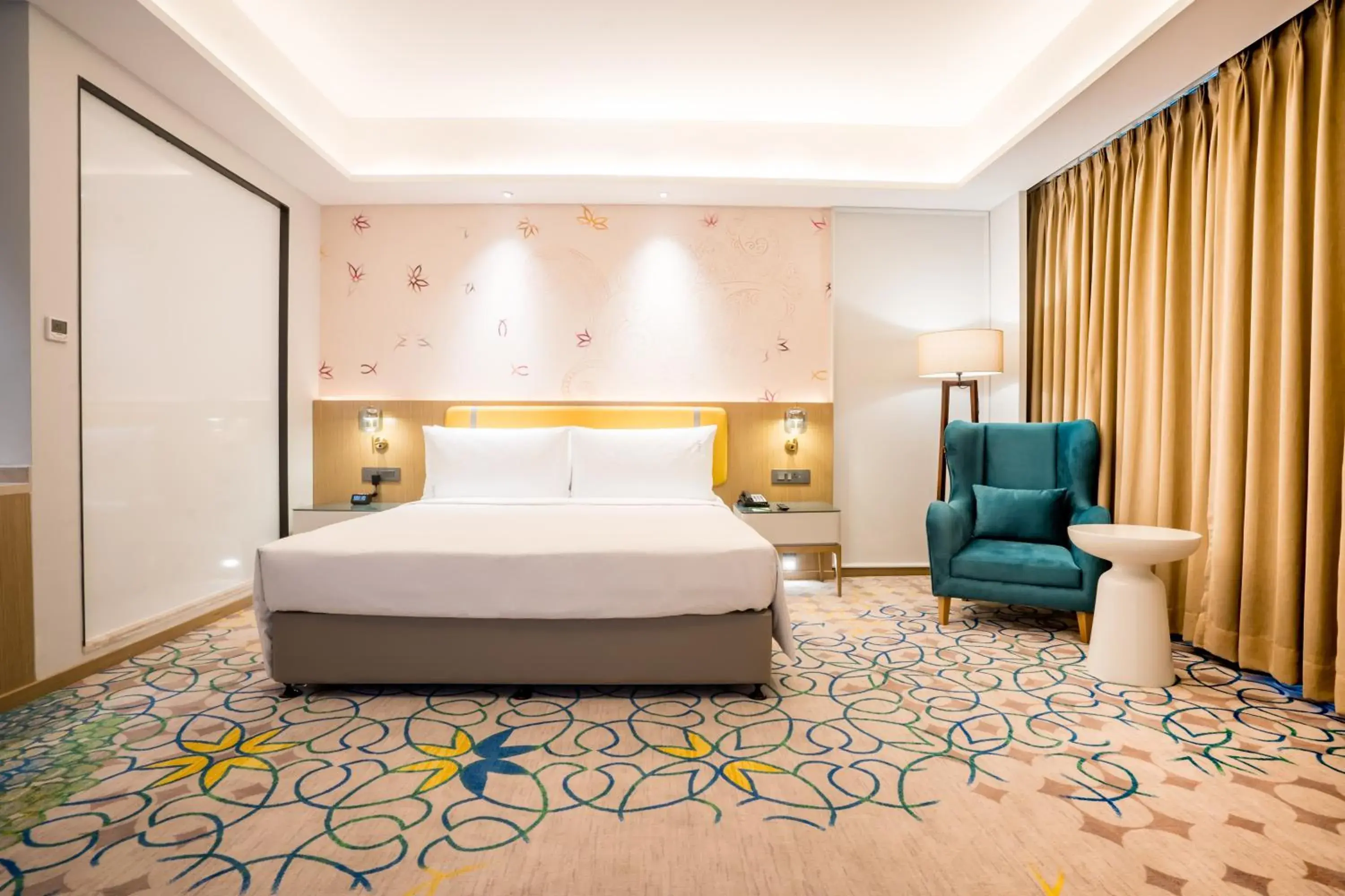One-Bedroom Suite in Holiday Inn Lucknow Airport by IHG One-Bedroom Suite in Holiday Inn Lucknow Airport by IHG