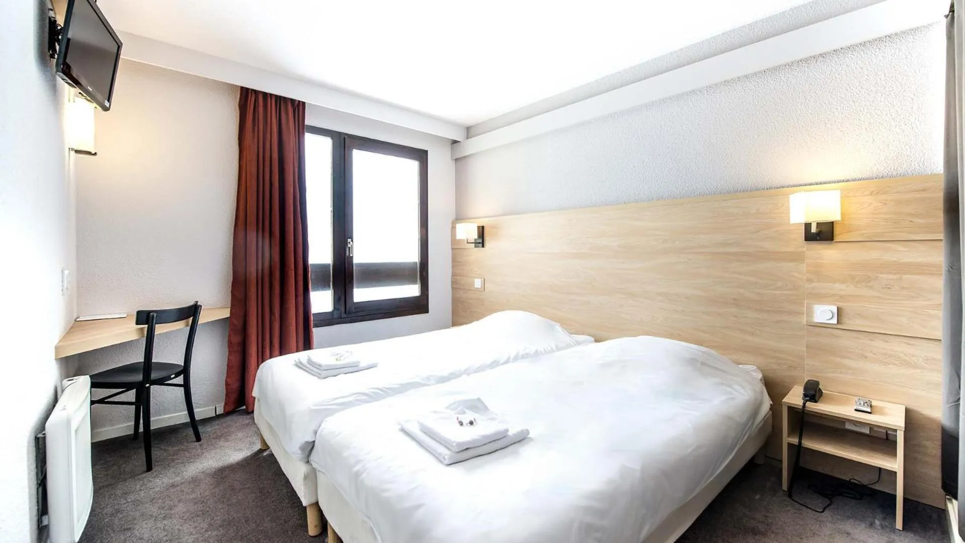 Bedroom, Bed in Villages Clubs du Soleil - LES MENUIRES