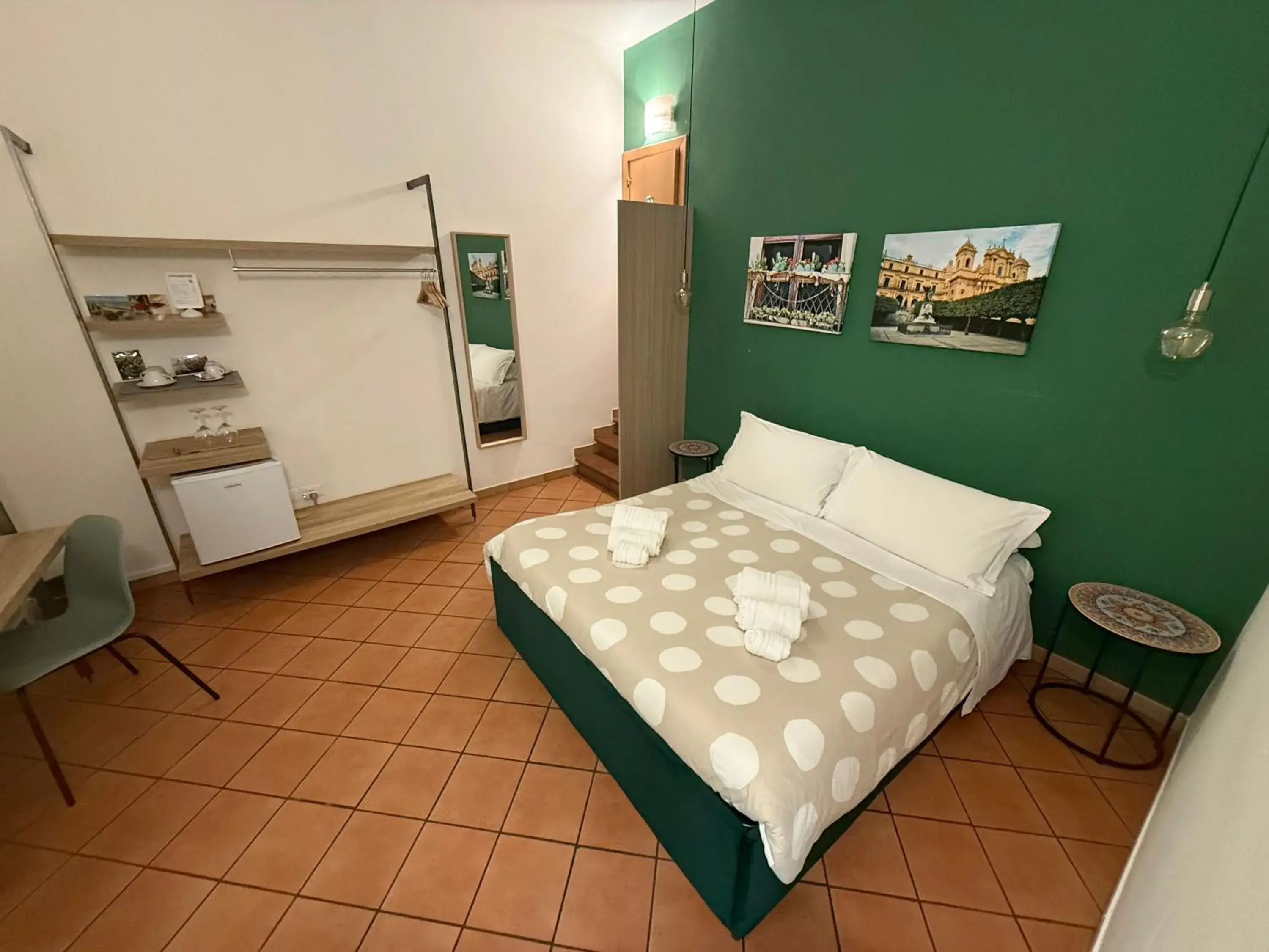Double Room with Private Bathroom in Bnb San Barnaba Double Room with Private Bathroom in Bnb San Barnaba