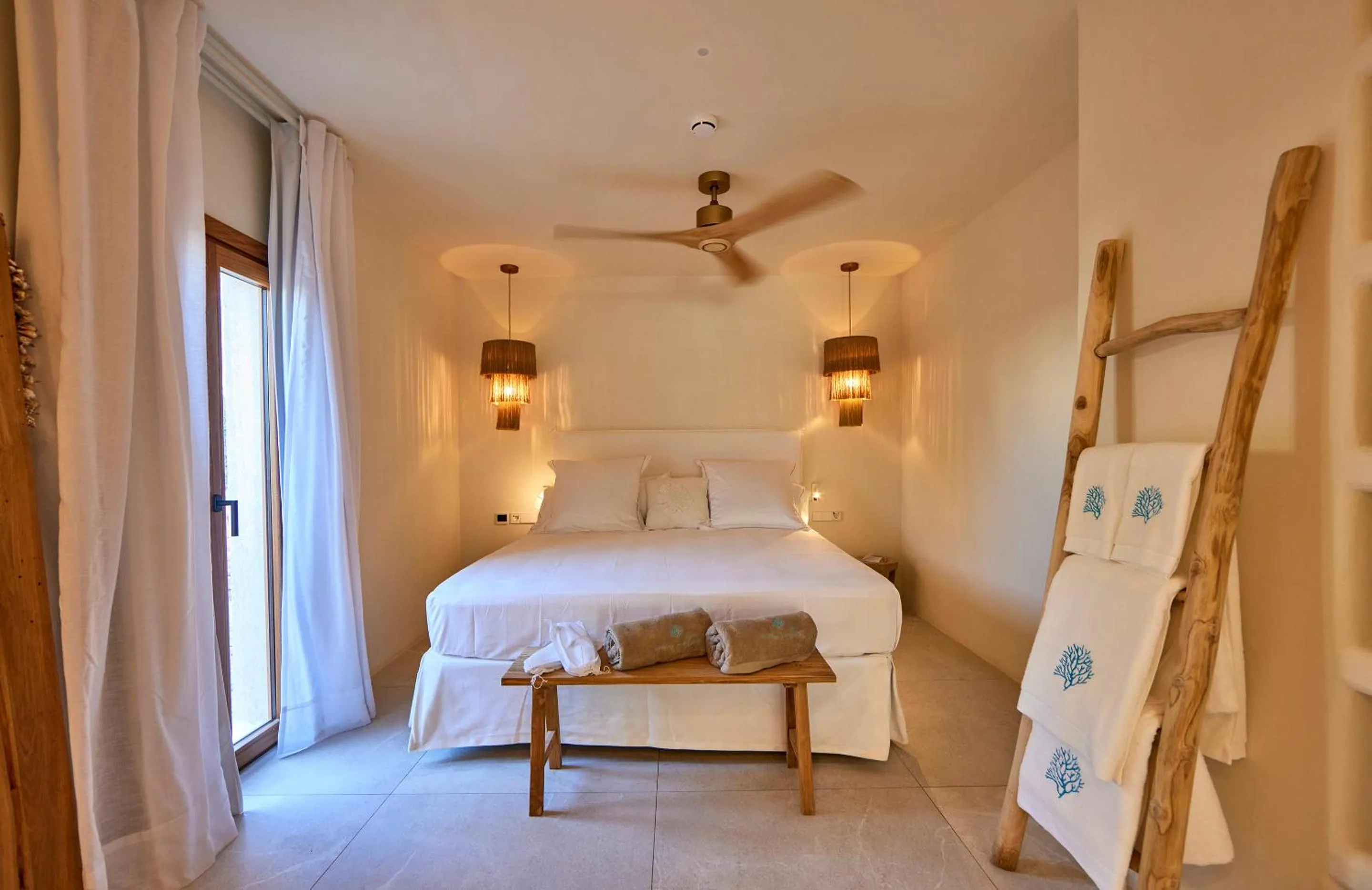 Photo of the whole room, Bed in Mar Suites Formentera by Universal Beach Hotels