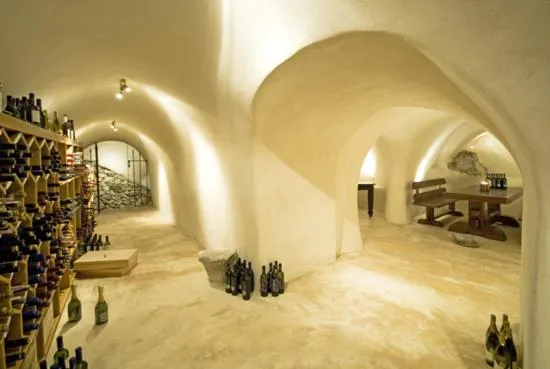 Alcoholic drinks in Pelican Hotel