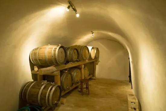 Restaurant/places to eat in Pelican Hotel