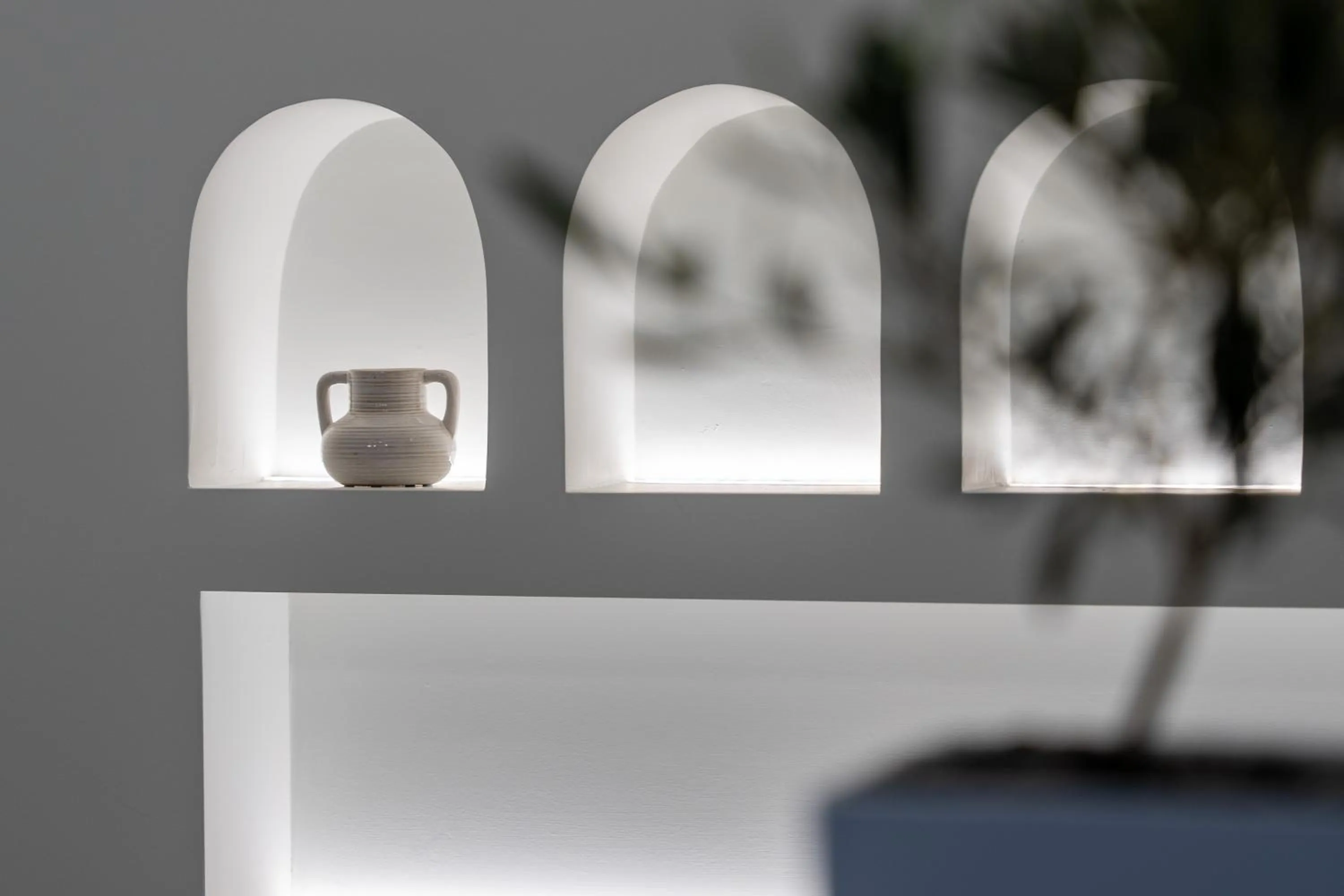 Decorative detail in Cuore Santo Suites