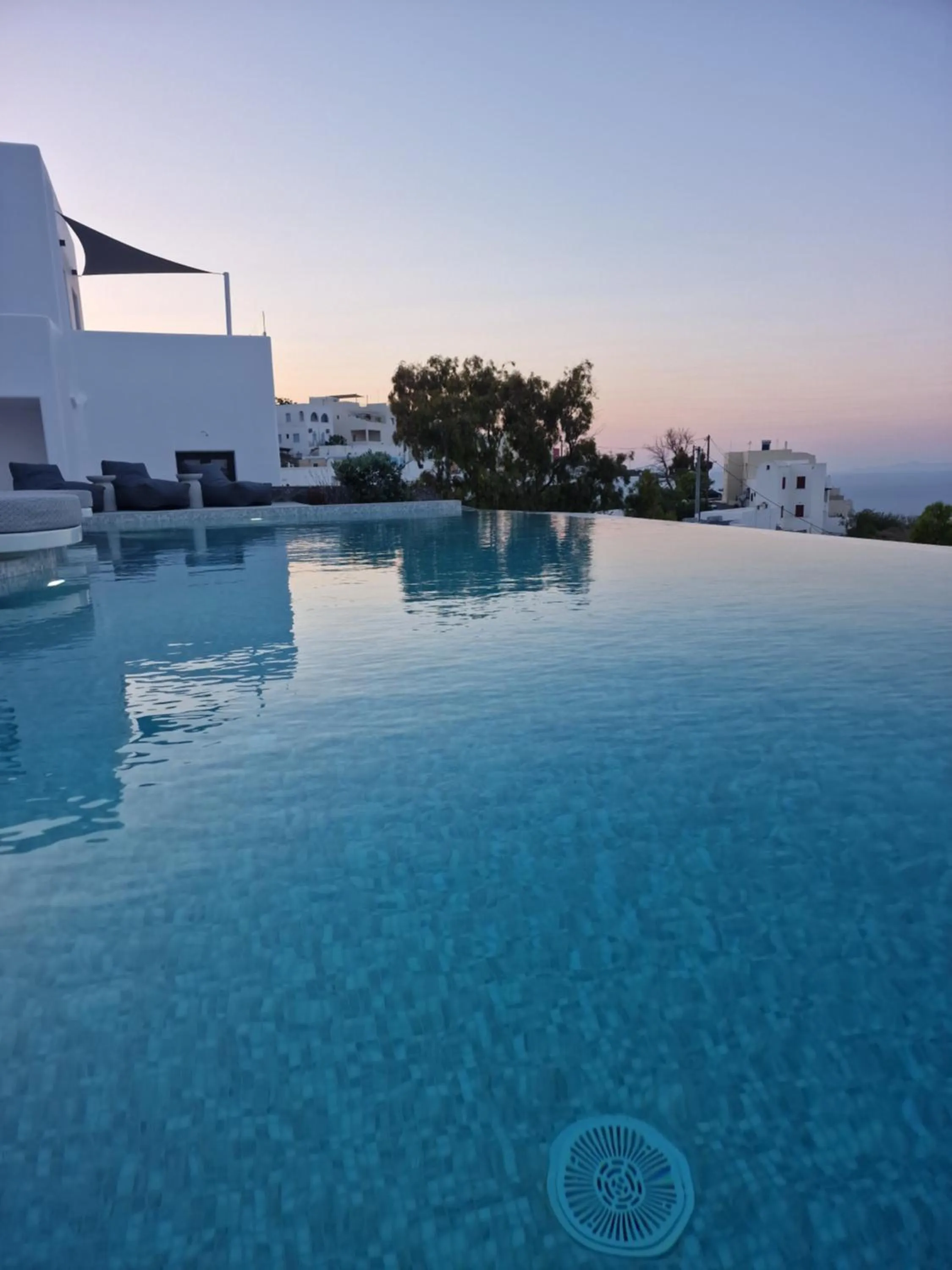 Swimming pool in Cuore Santo Suites