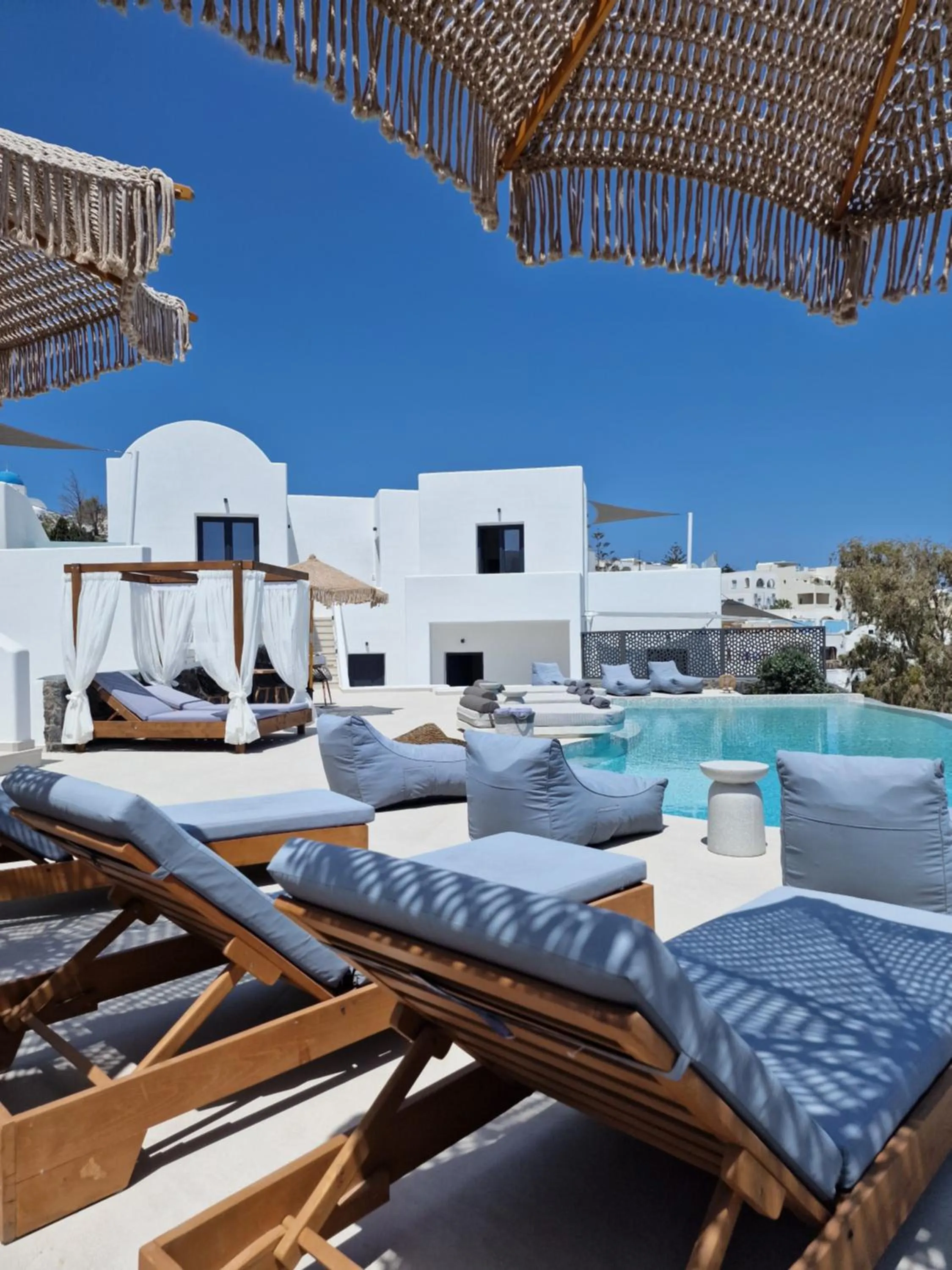 Swimming pool in Cuore Santo Suites