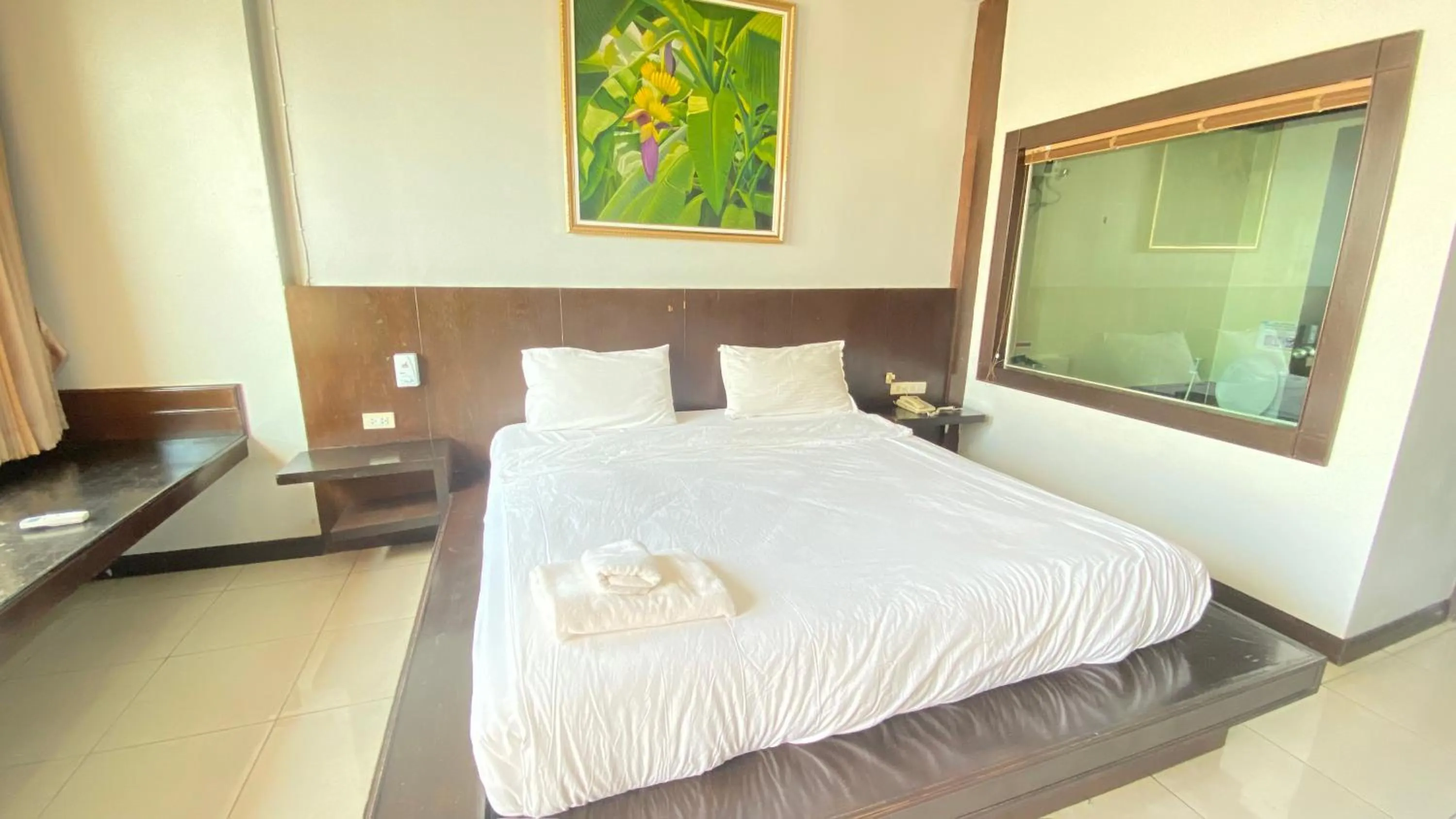 Bed in SM Patong Resort