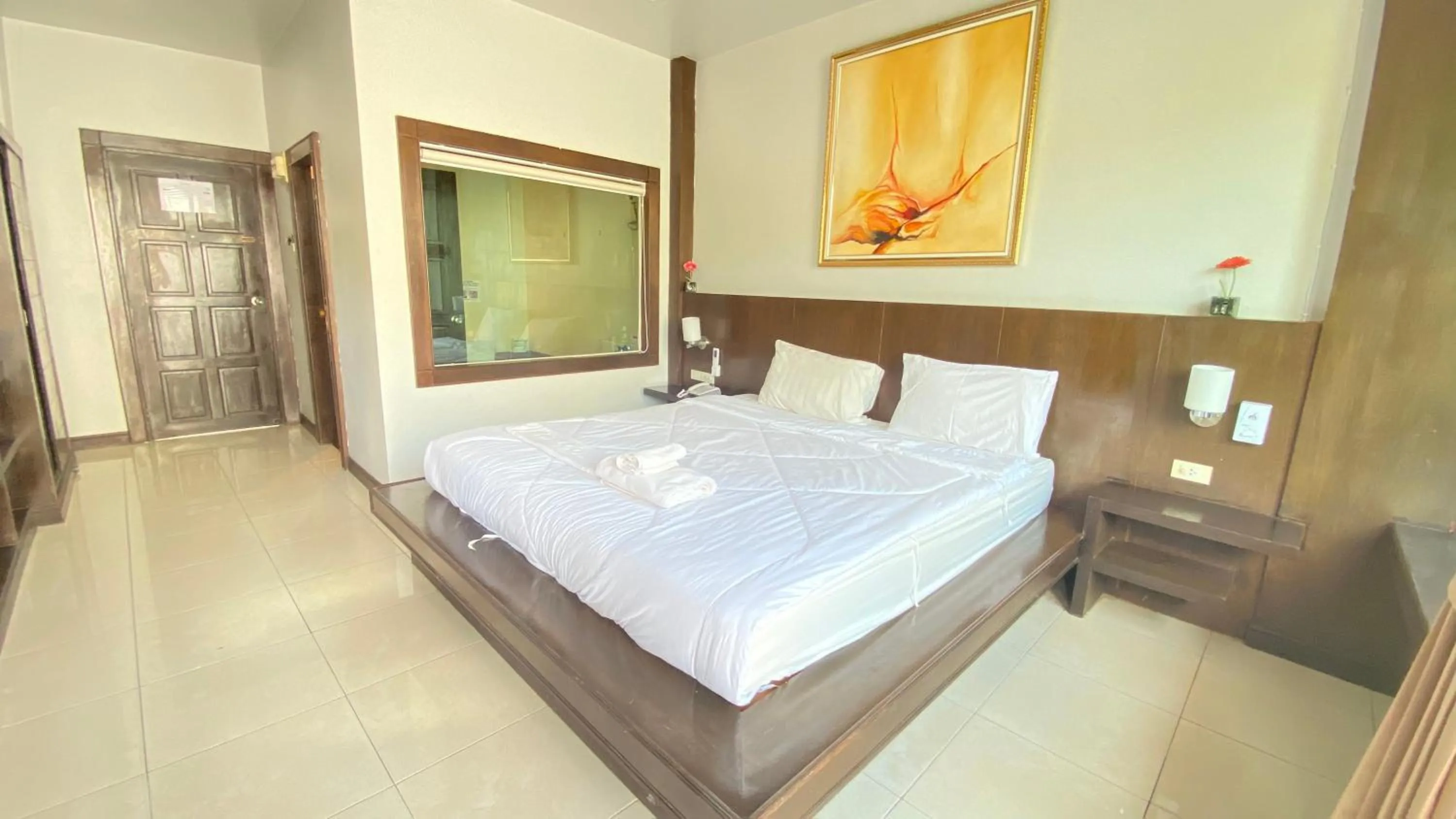 Bed in SM Patong Resort