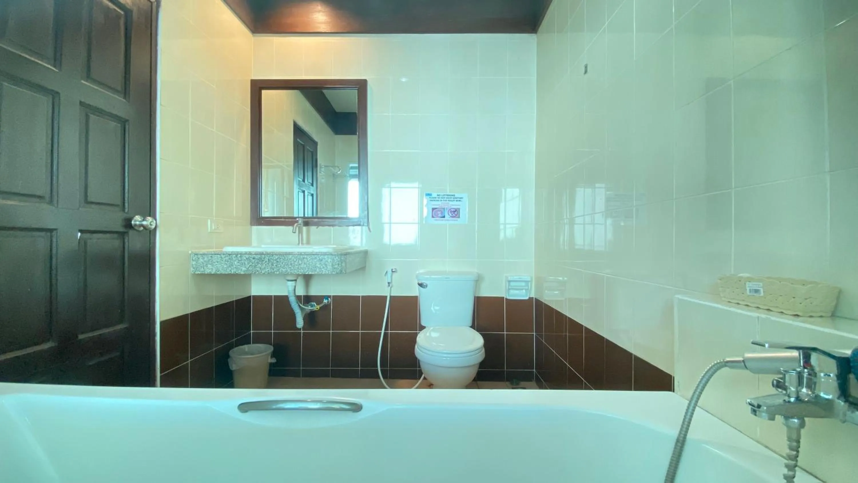 Bathroom in SM Patong Resort