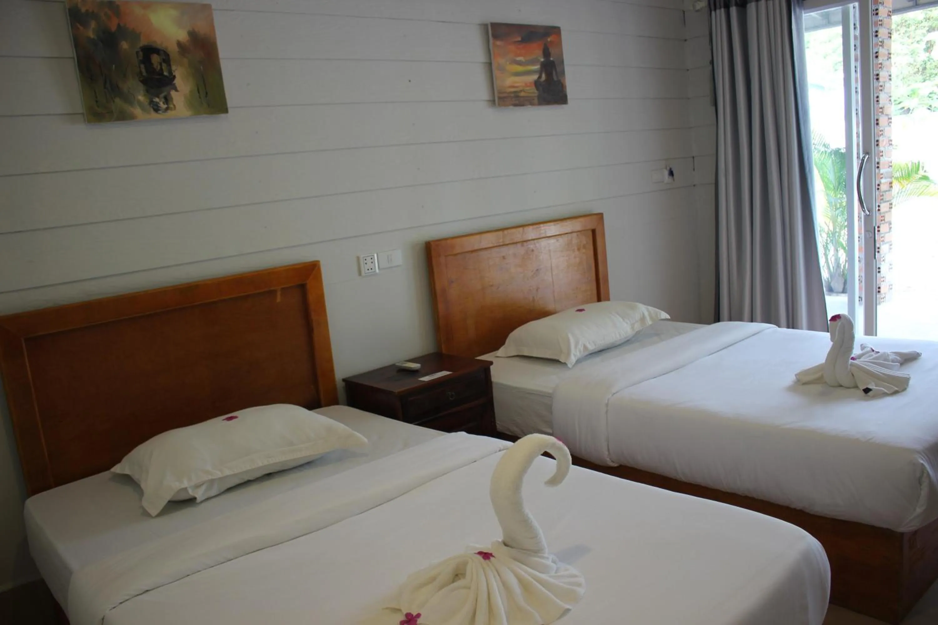 Bed in SCARLET SAILS BUNGALOW