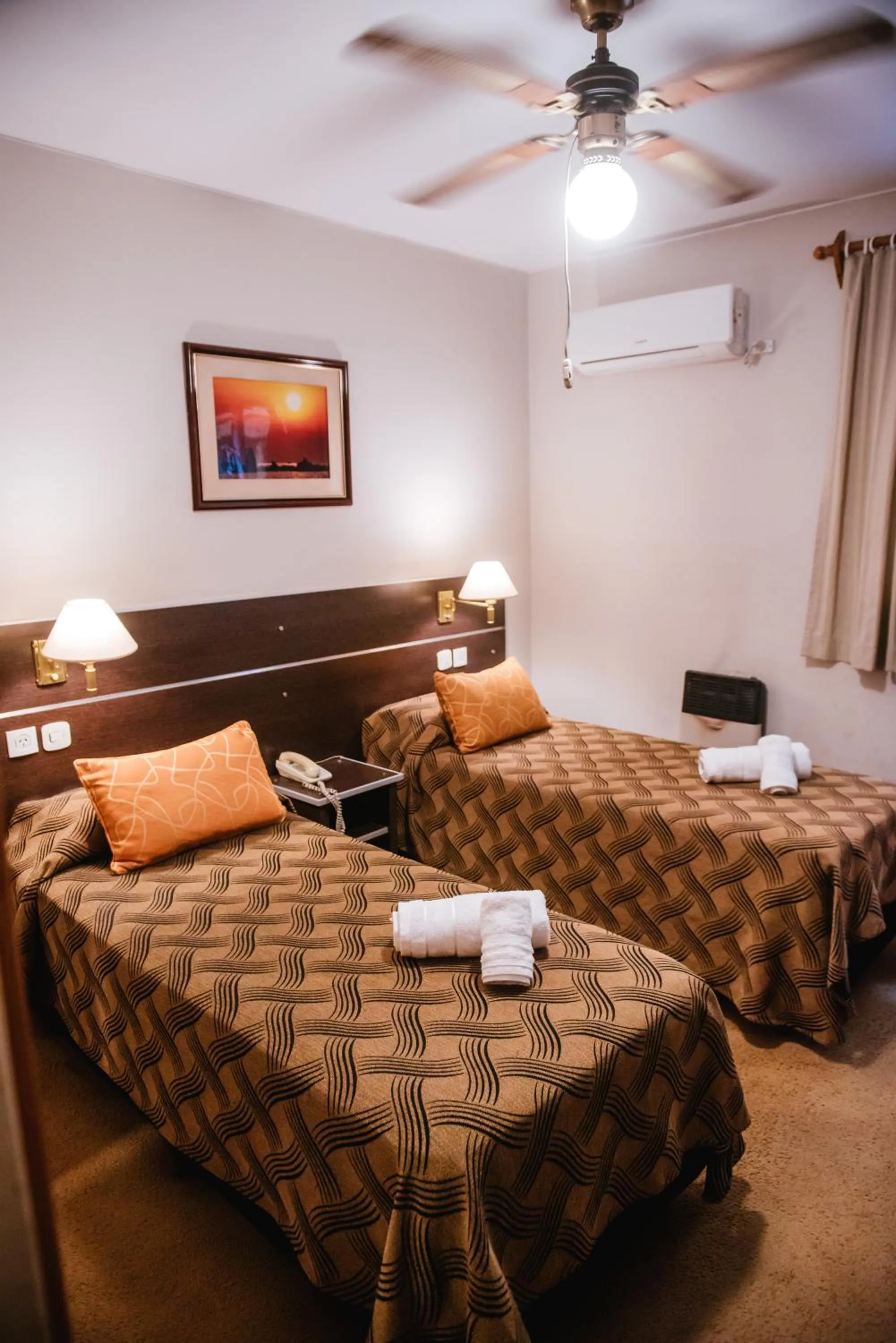 Photo of the whole room in Hotel Pacífico