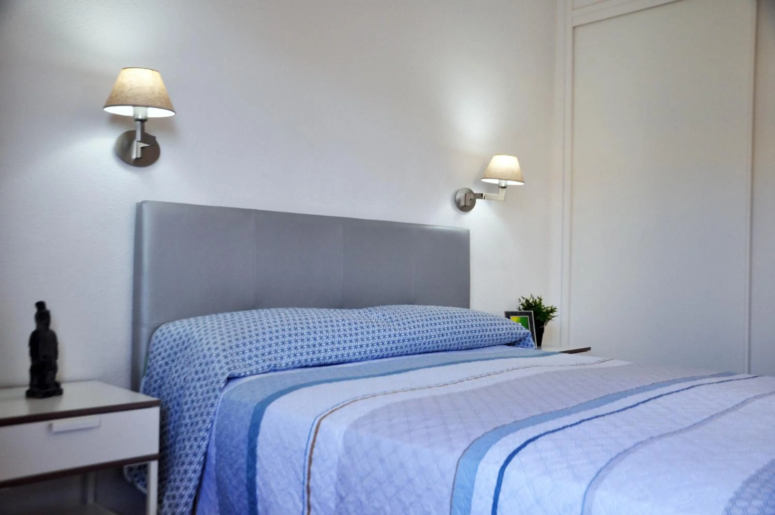 Bedroom, Bed in Las Camelias Apartments