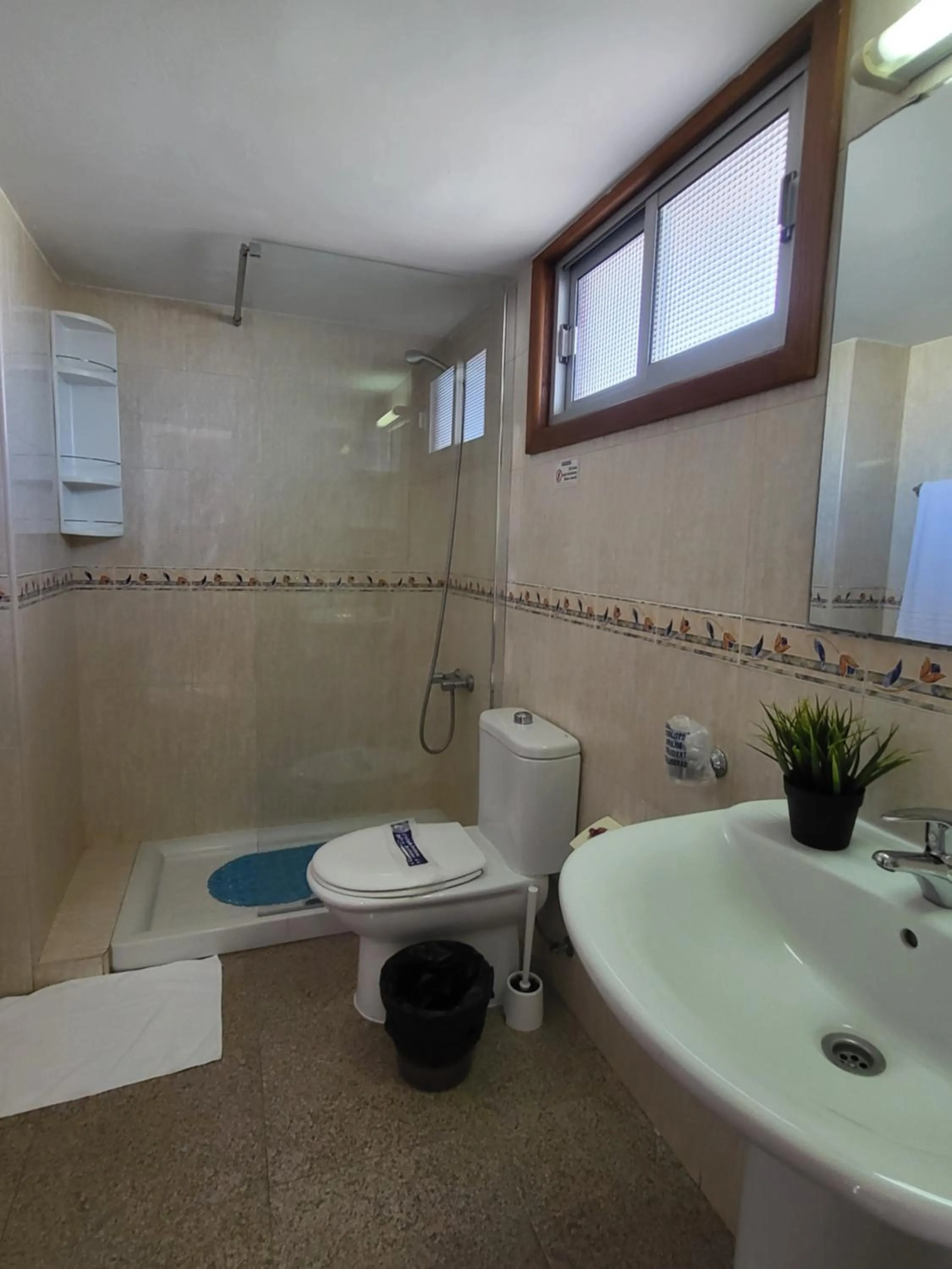 Bathroom in Las Camelias Apartments