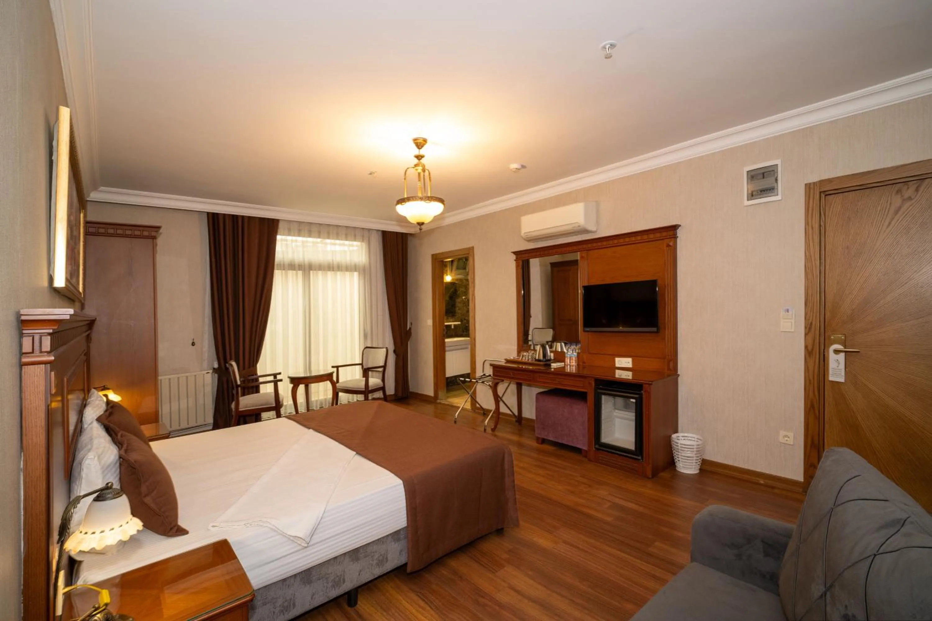 TV and multimedia, Bed in Hotel Blisstanbul