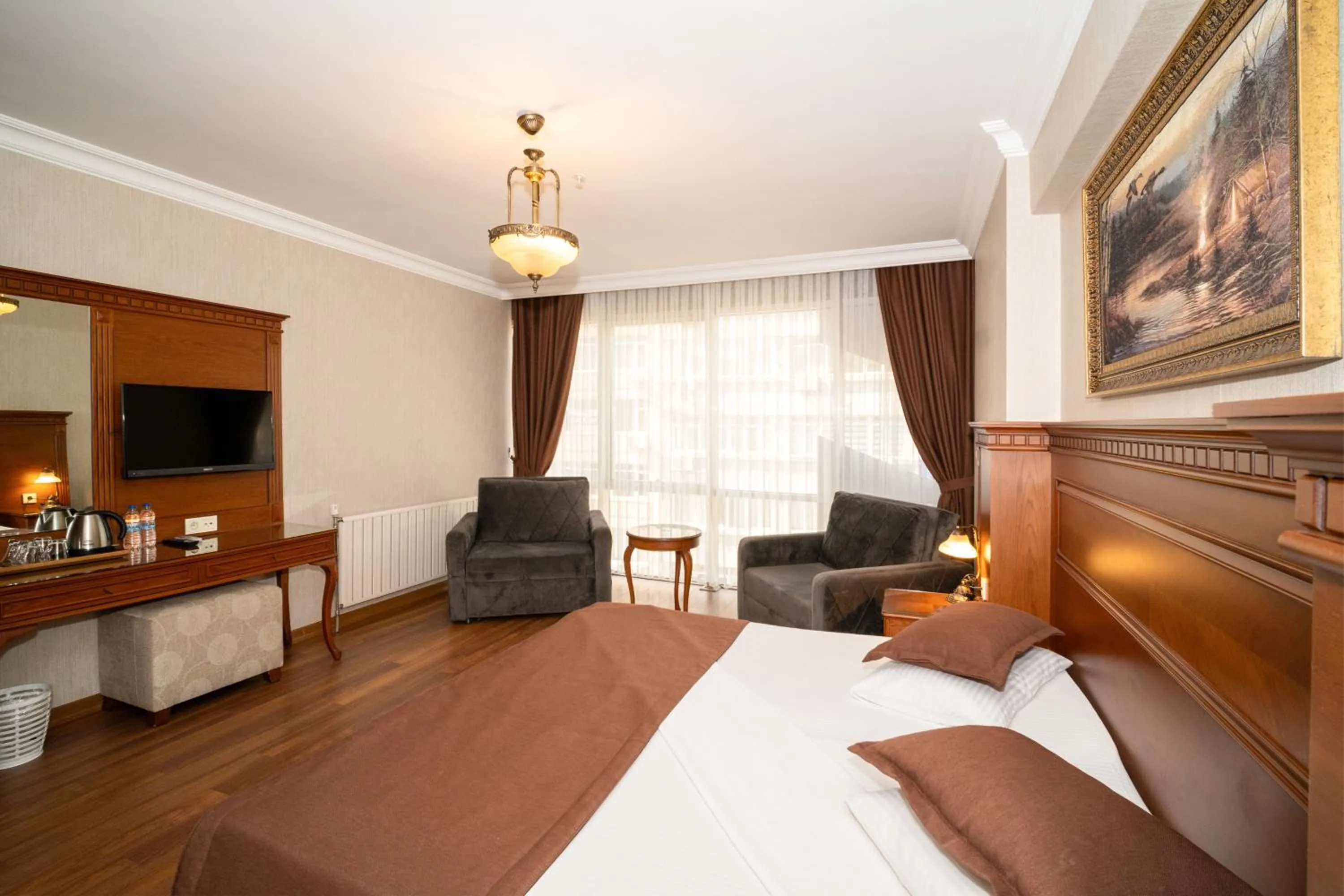 Photo of the whole room, Bed in Hotel Blisstanbul
