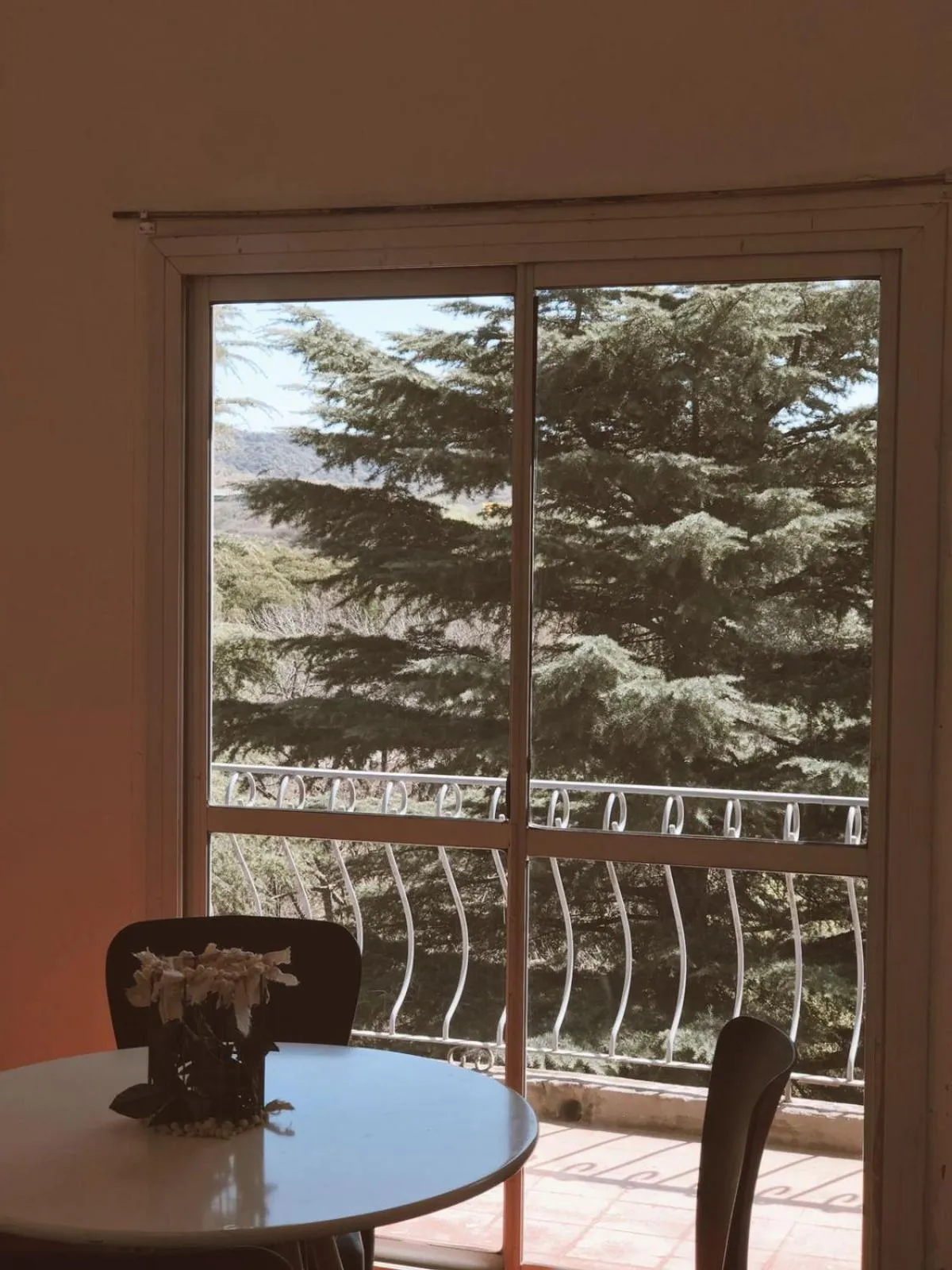 Seating area in Carod Espacio Serrano