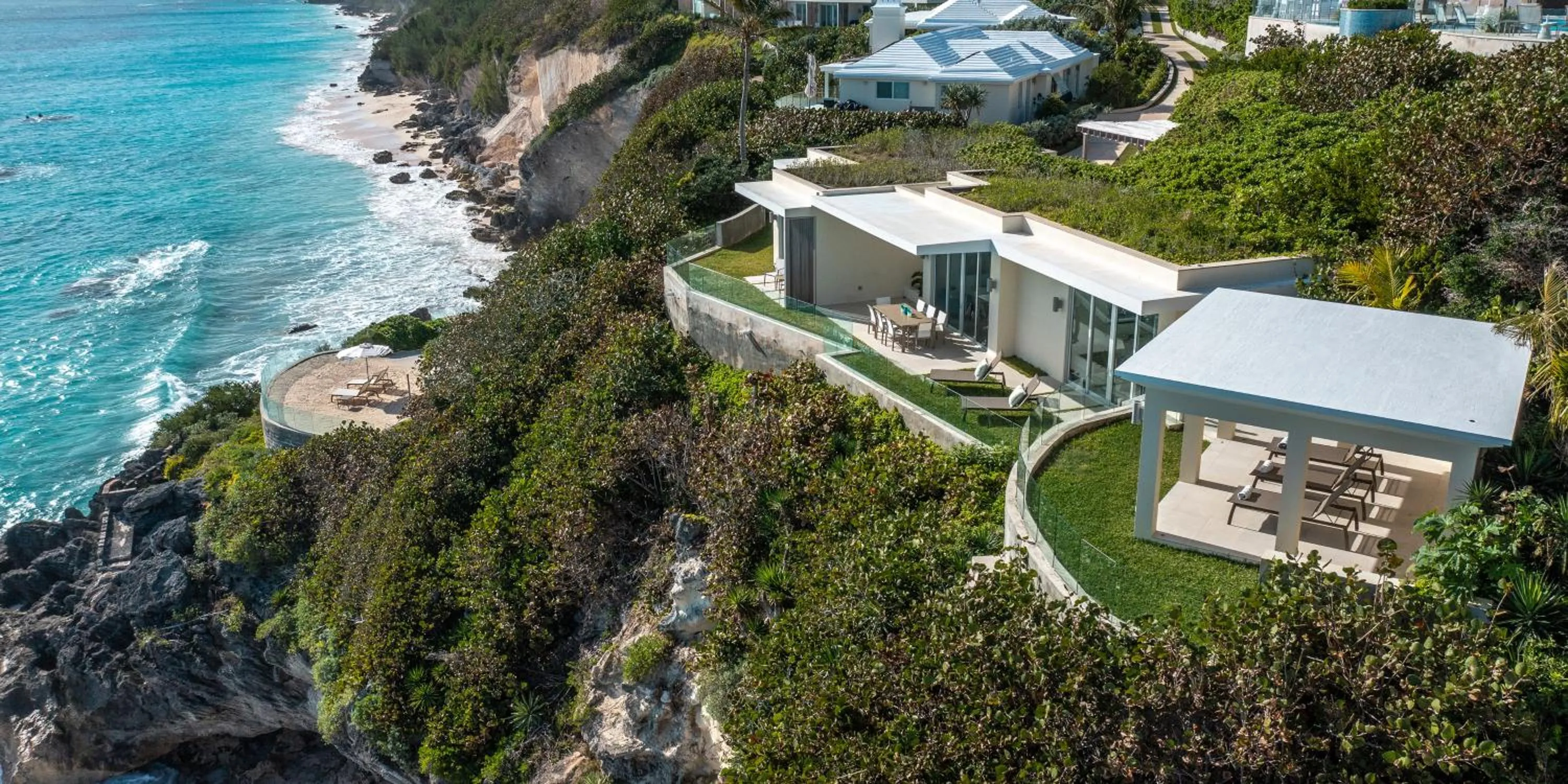 Property building in Azura Bermuda