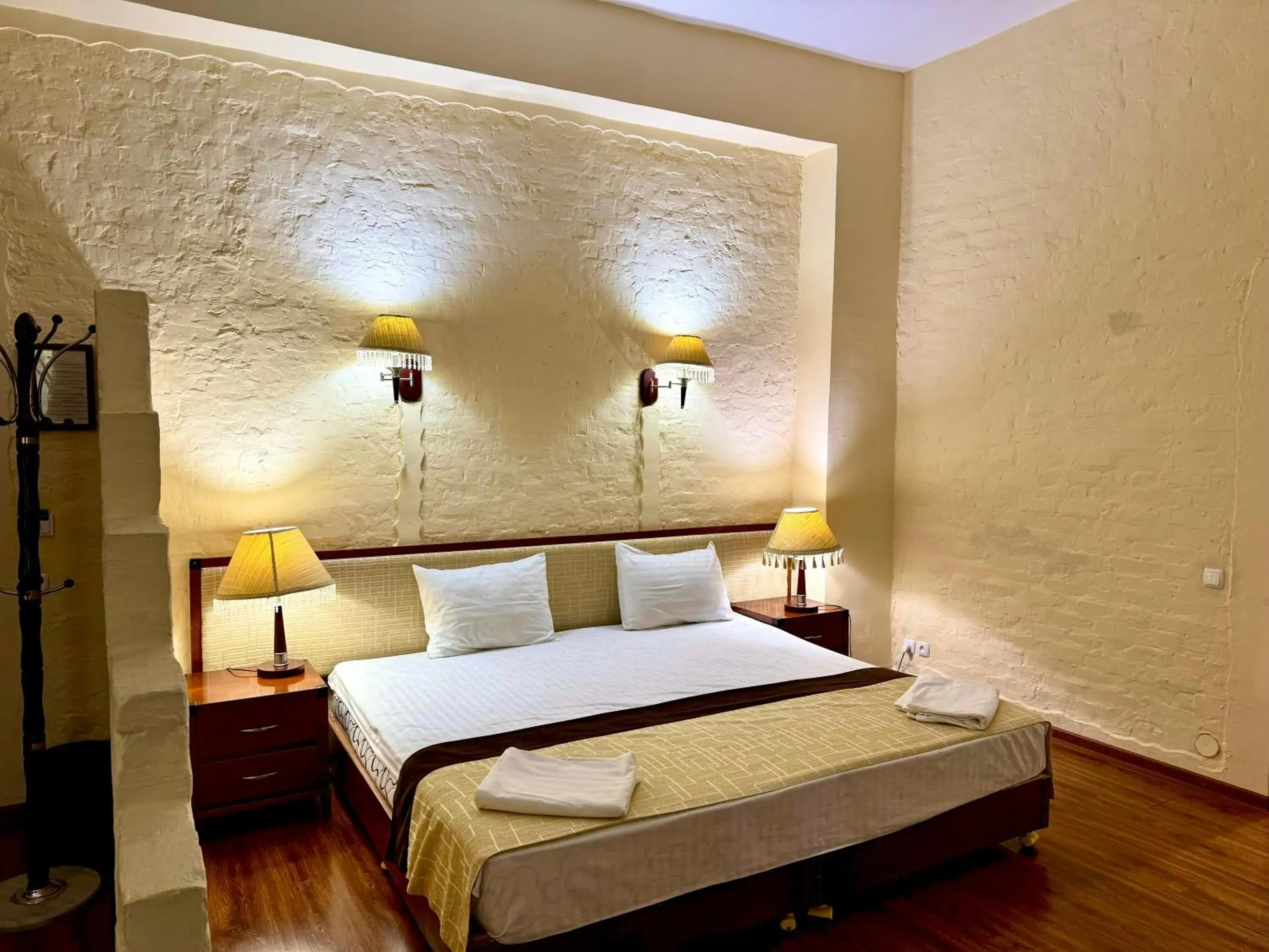 Deluxe Double Room in Retro Palace Deluxe Double Room in Retro Palace