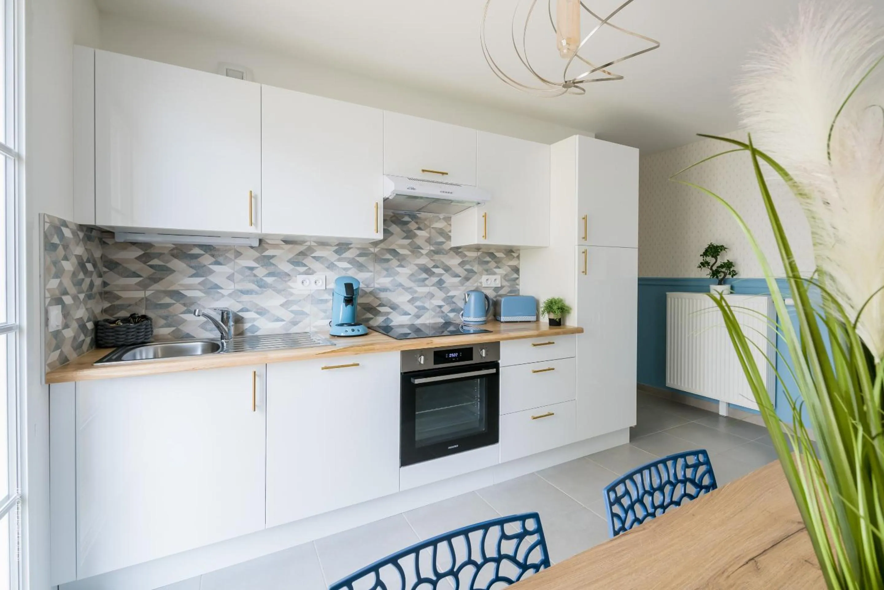 Kitchen or kitchenette in Columbus Garden By Plaza