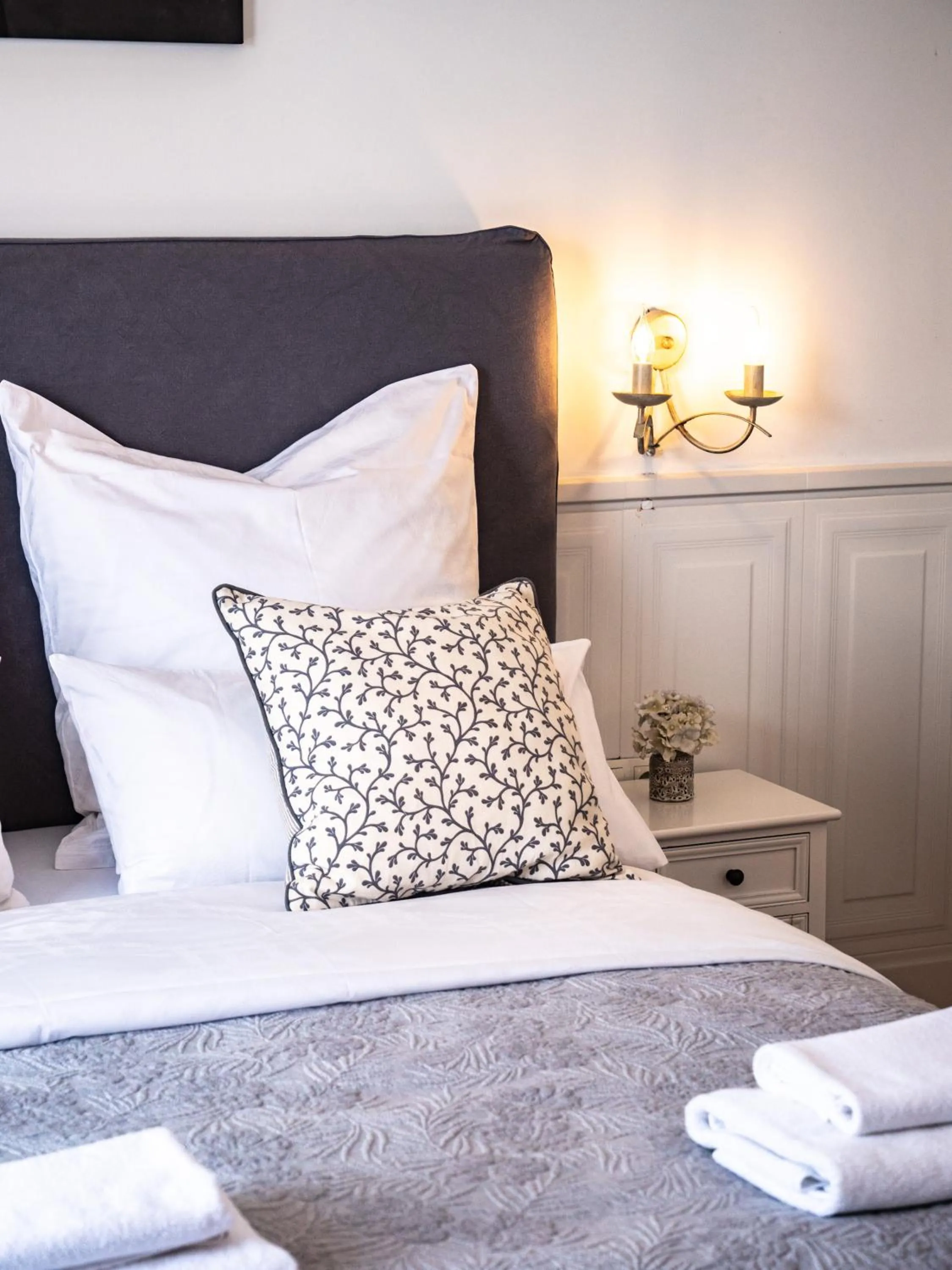 Bed in Elegant Hvar town villa with pool