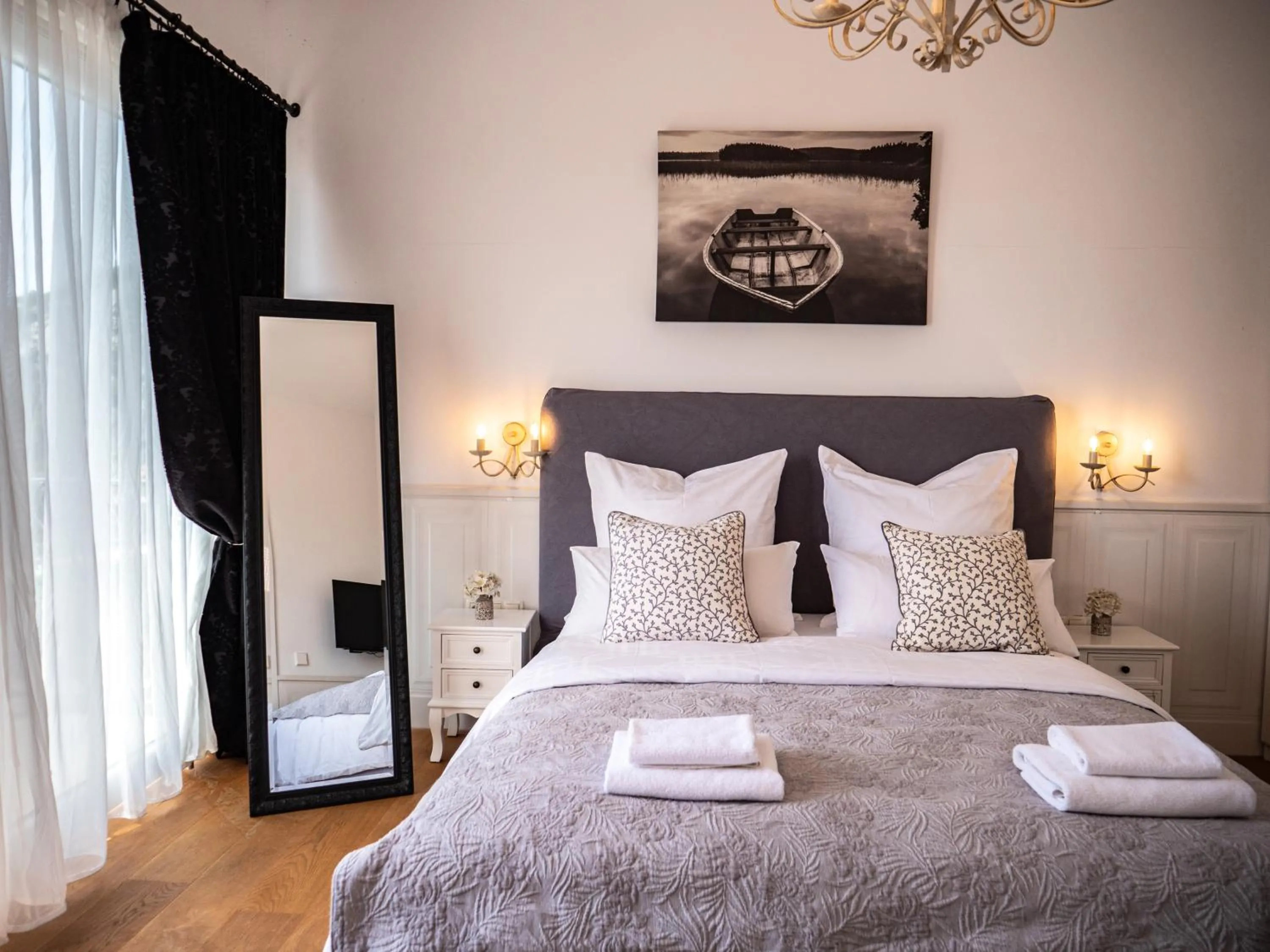 Bed in Elegant Hvar town villa with pool