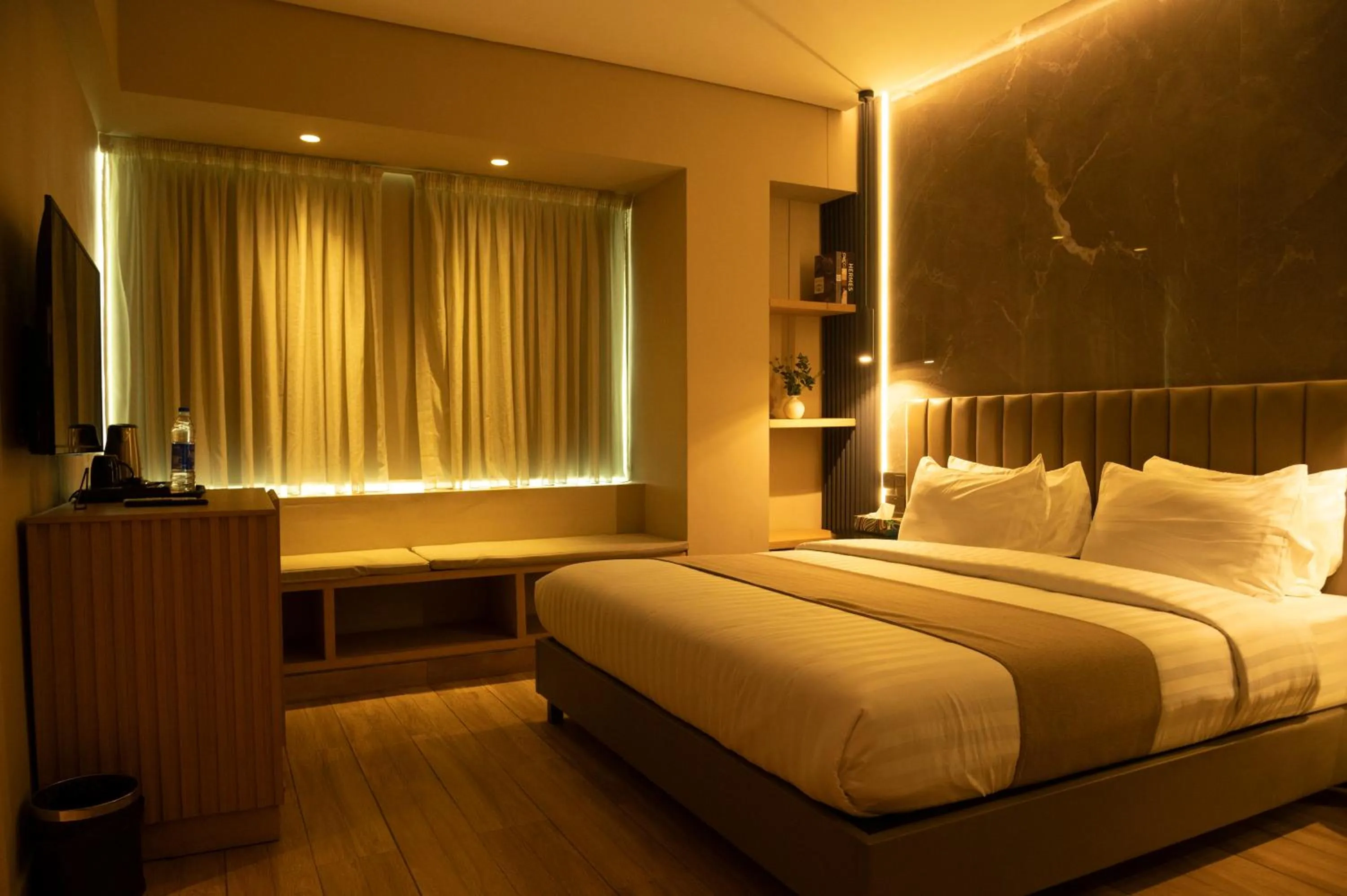 Bedroom, Bed in Vertigo Hotel