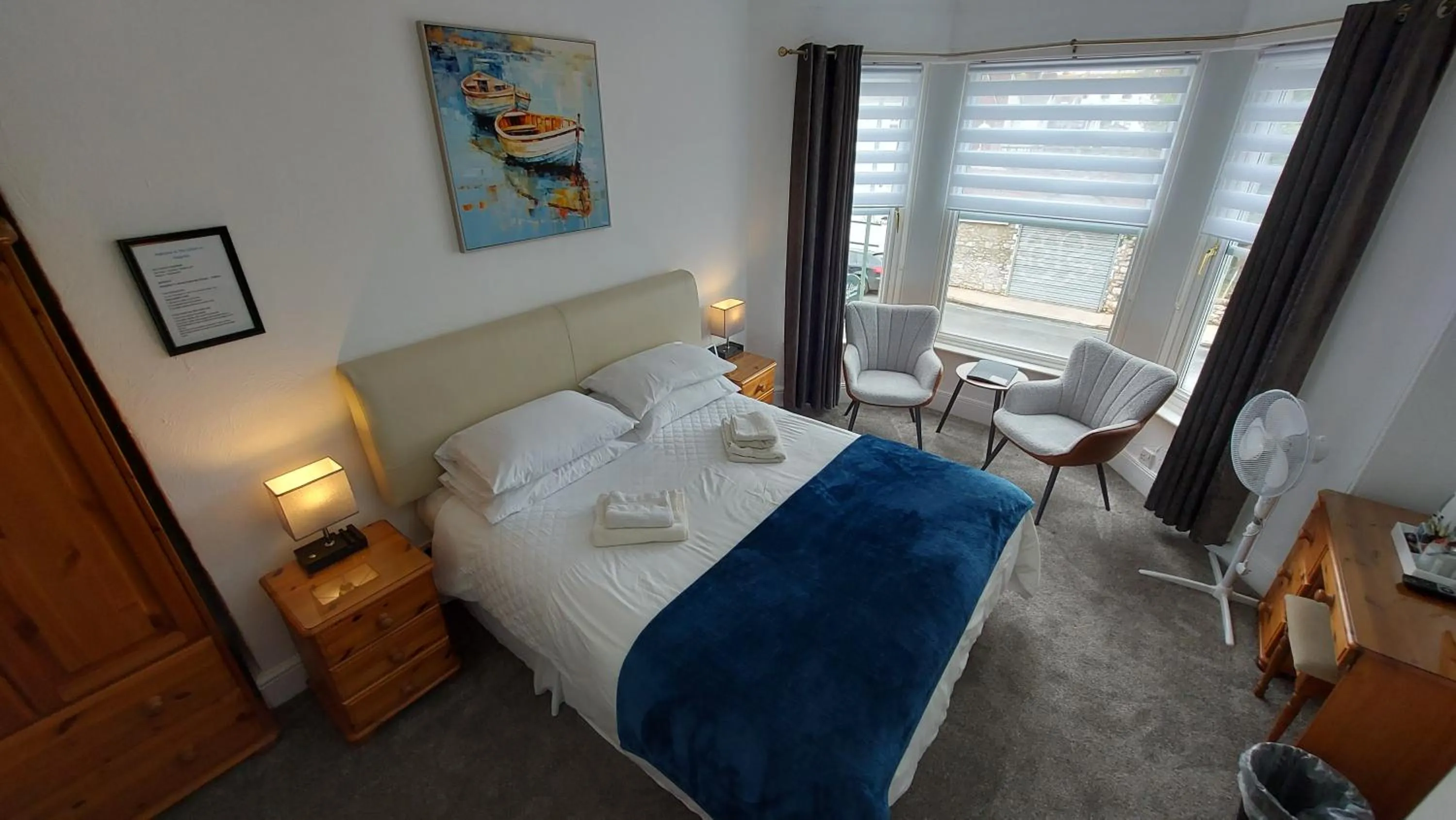 Bed in The Clifton at Paignton