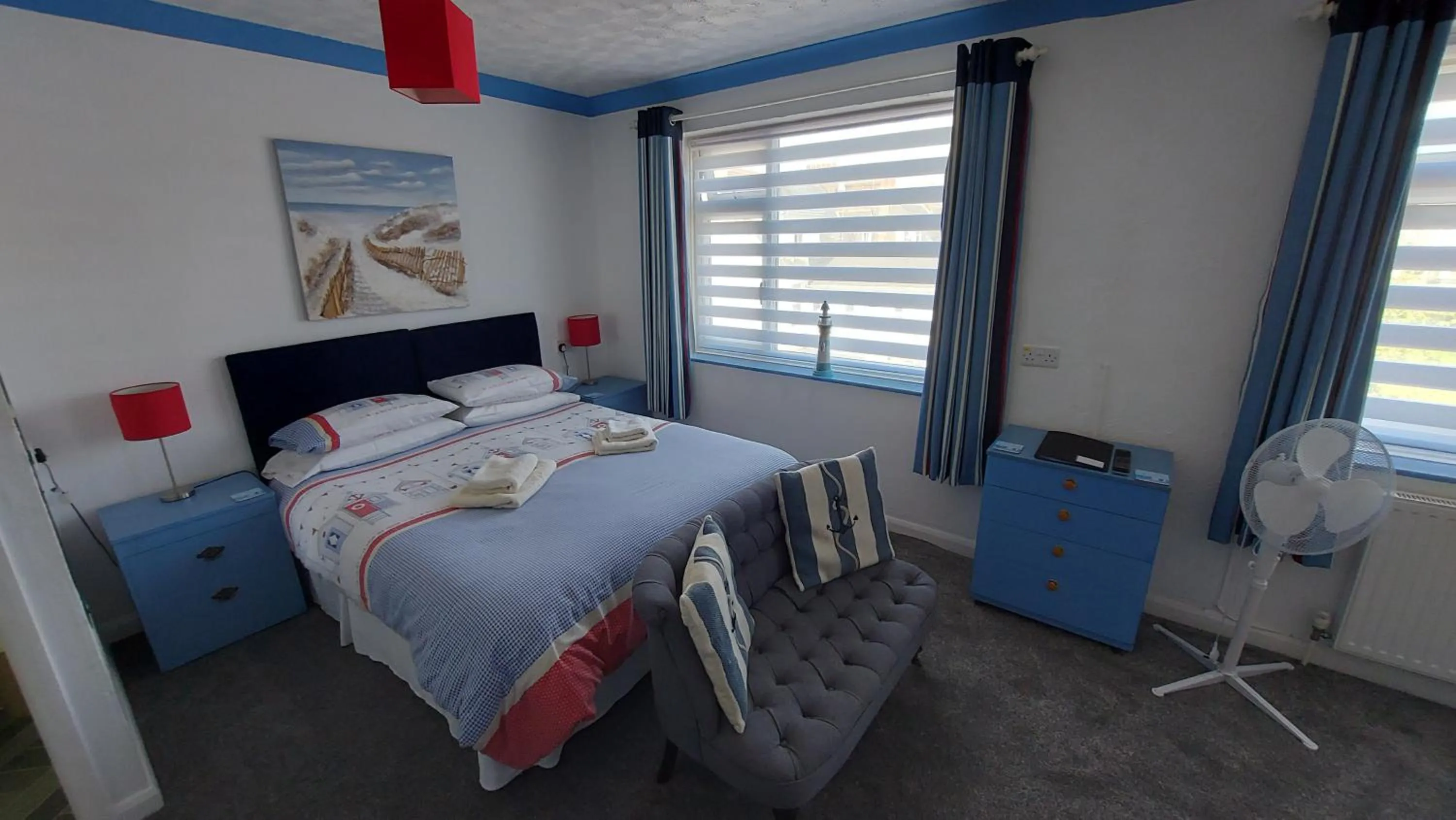 Bed in The Clifton at Paignton