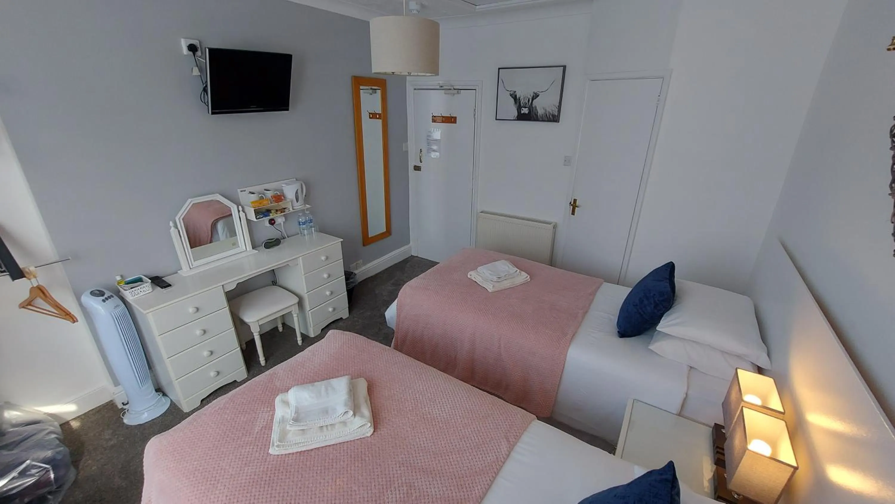 Bed in The Clifton at Paignton