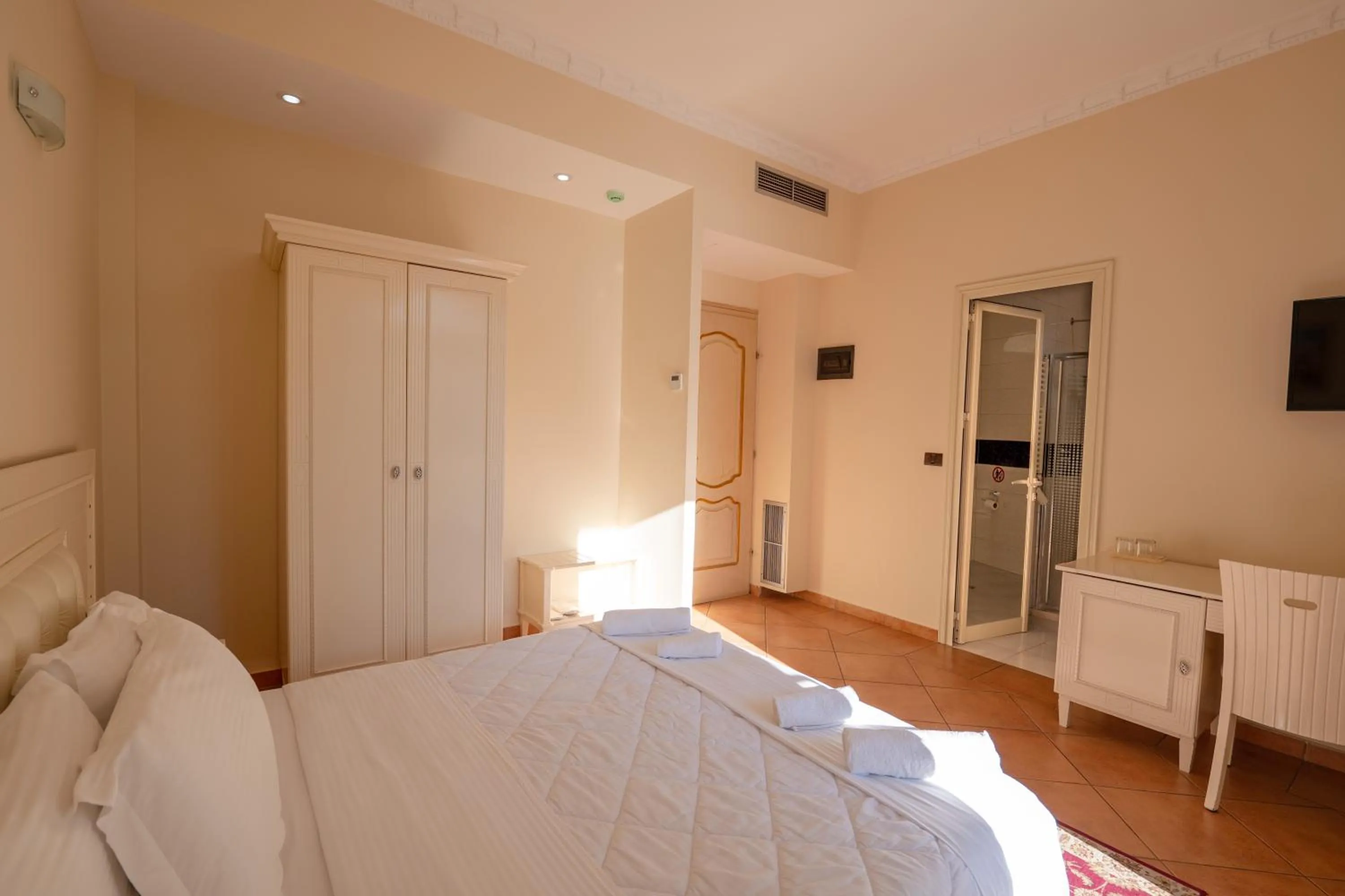 Bed in Olimpic Hotel