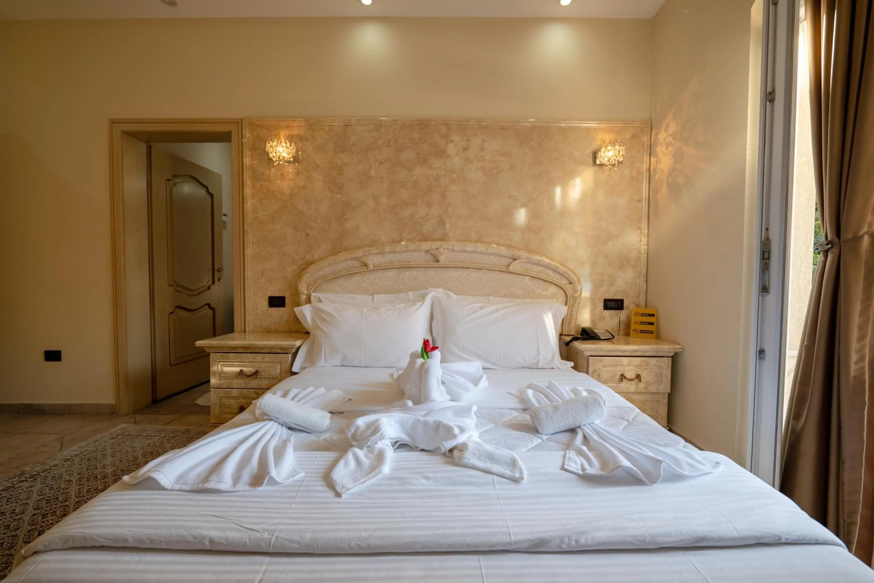 Bed in Olimpic Hotel