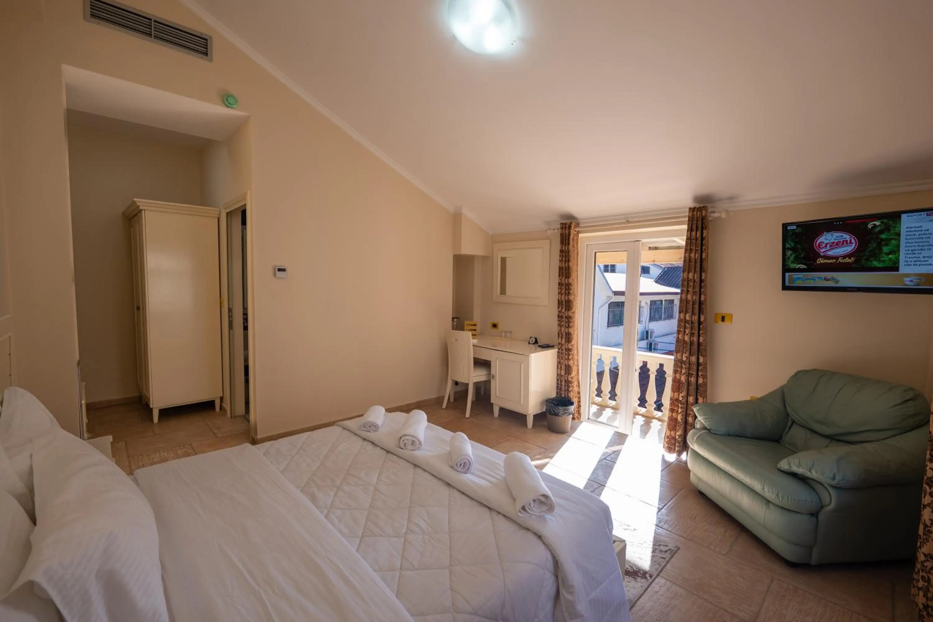 Bed in Olimpic Hotel