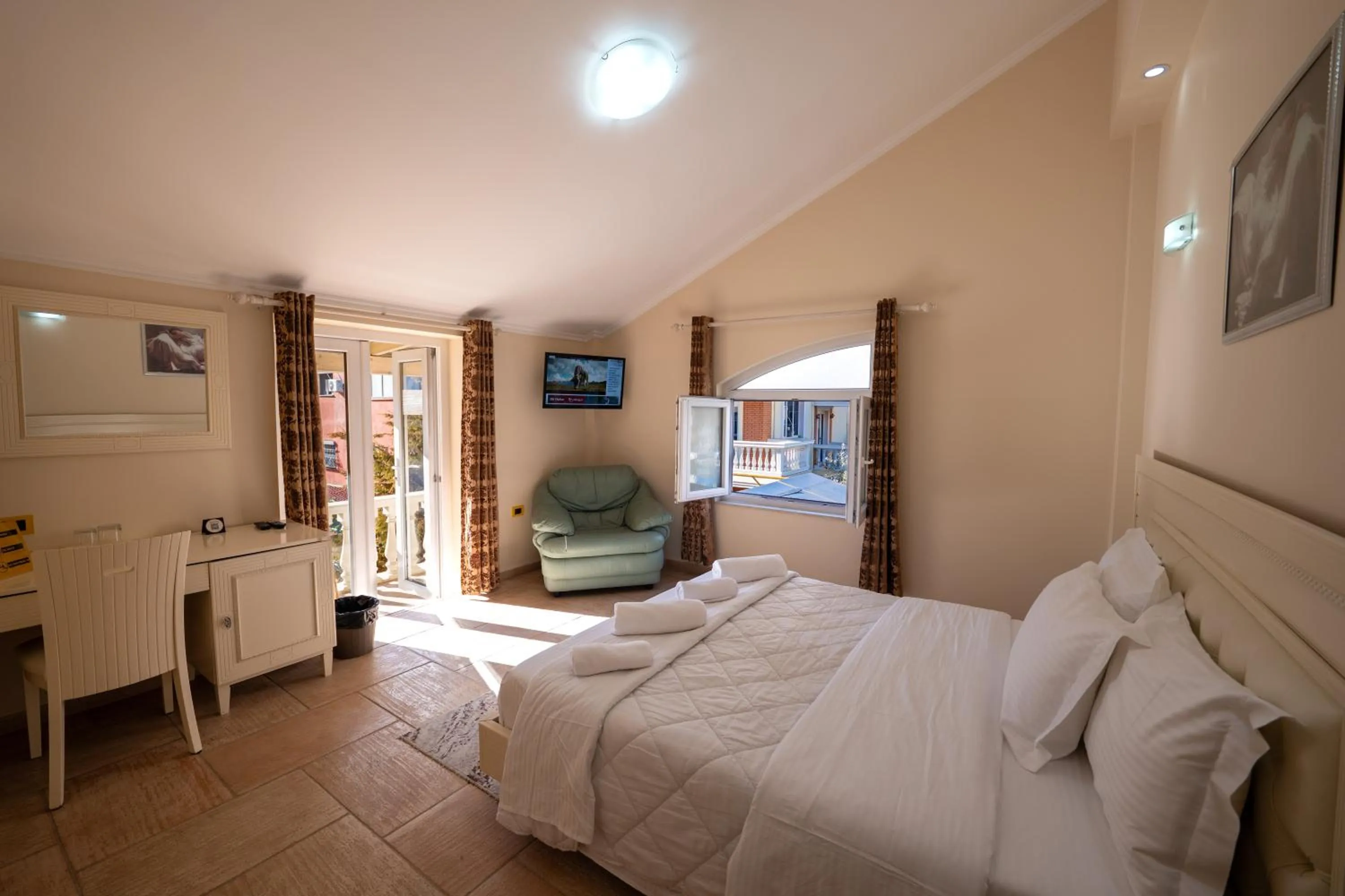 Bed in Olimpic Hotel