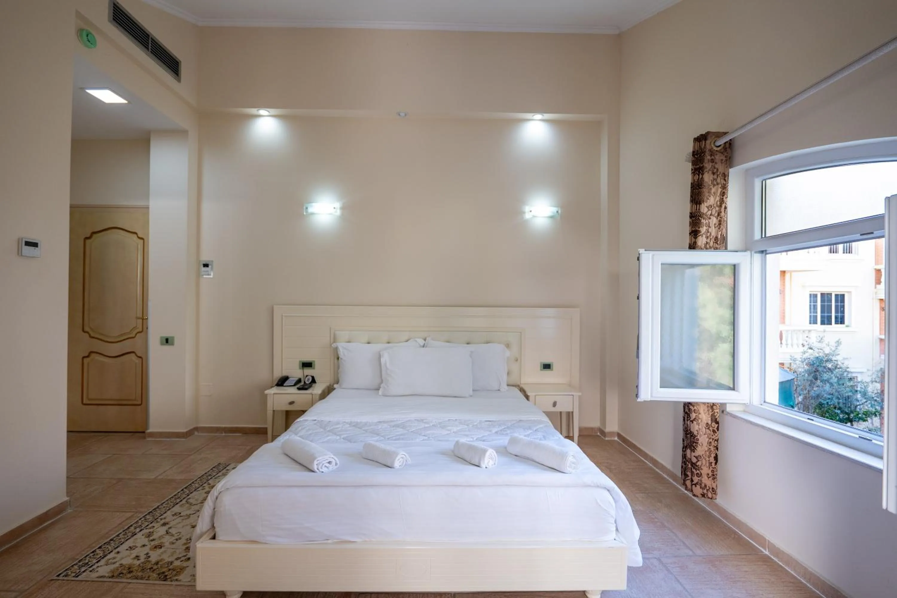 Bed in Olimpic Hotel