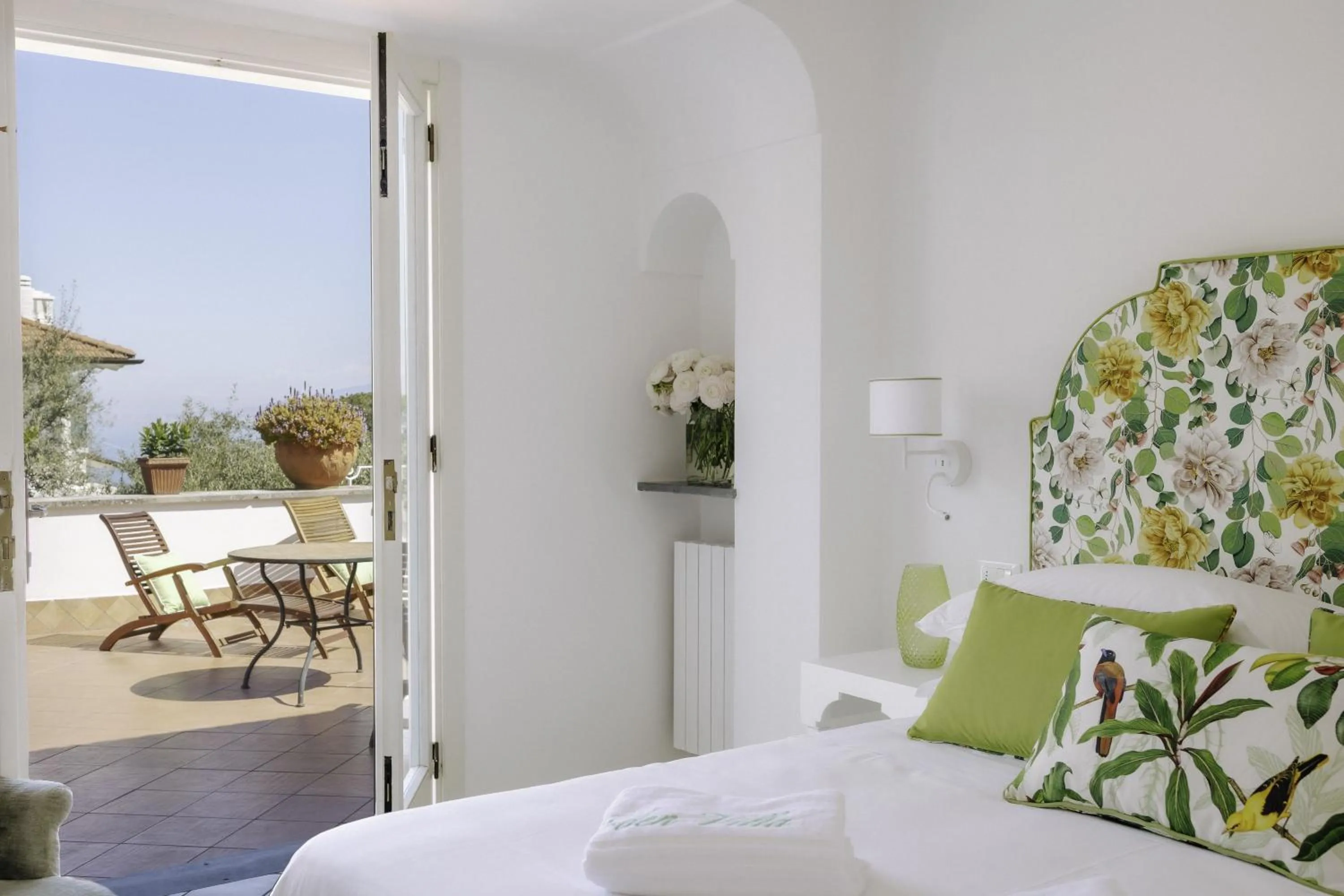 Bedroom, Bed in Eden Villa
